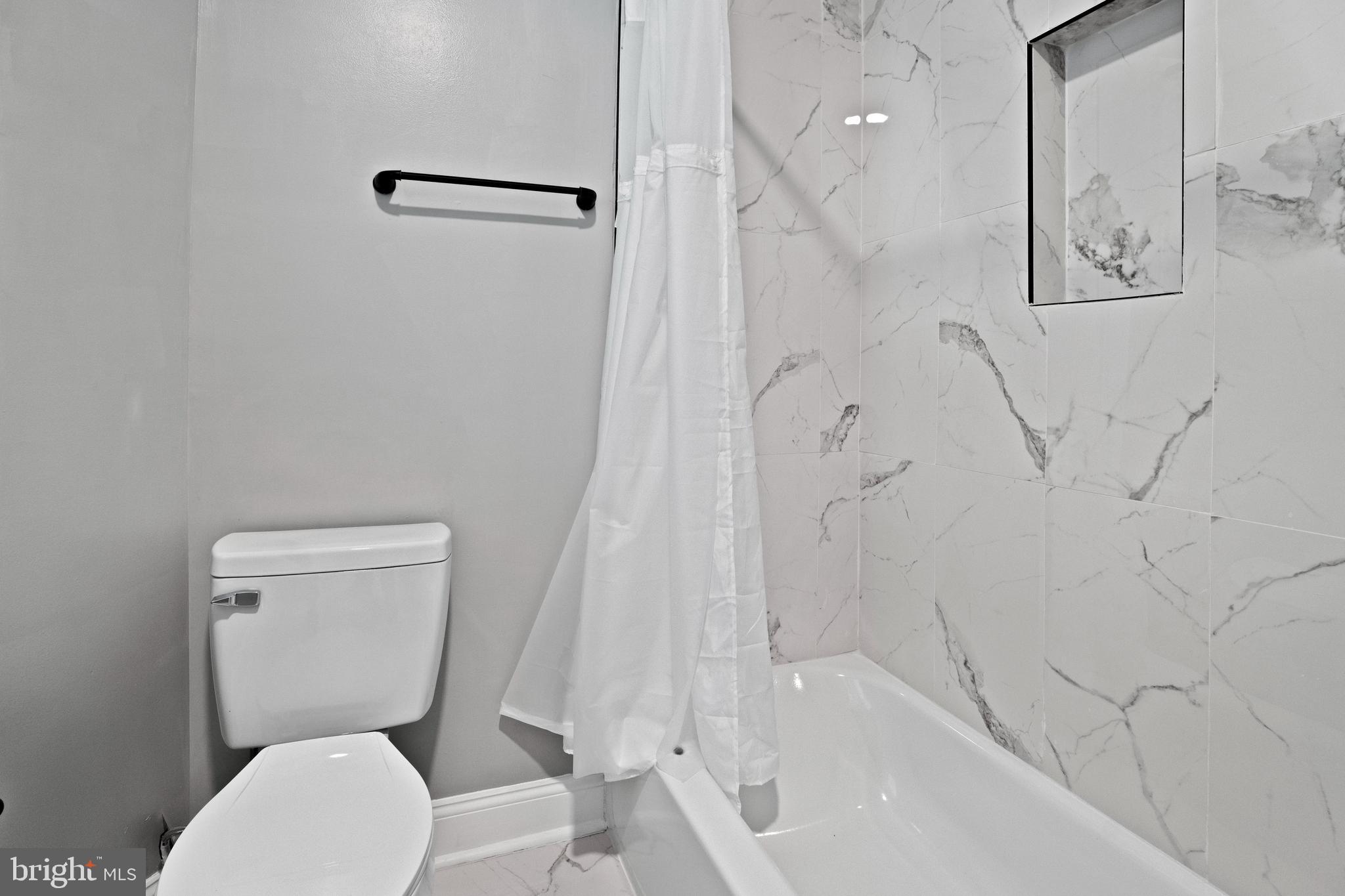 WAVERLY - Residential Lease