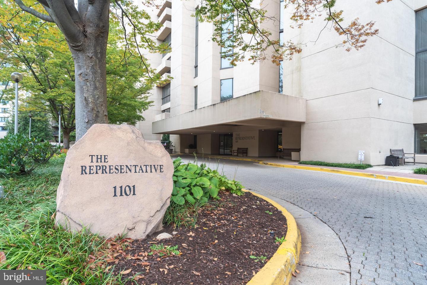 THE REPRESENTATIVE - Residential Lease