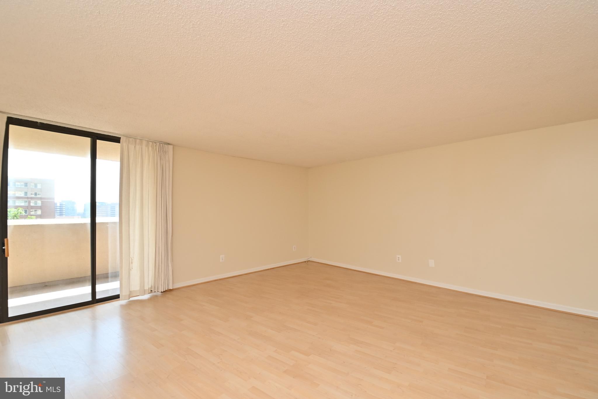 THE REPRESENTATIVE - Residential Lease