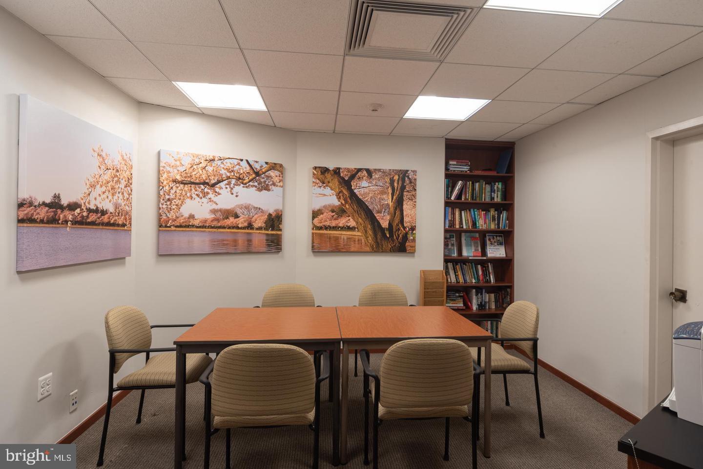 THE REPRESENTATIVE - Residential Lease