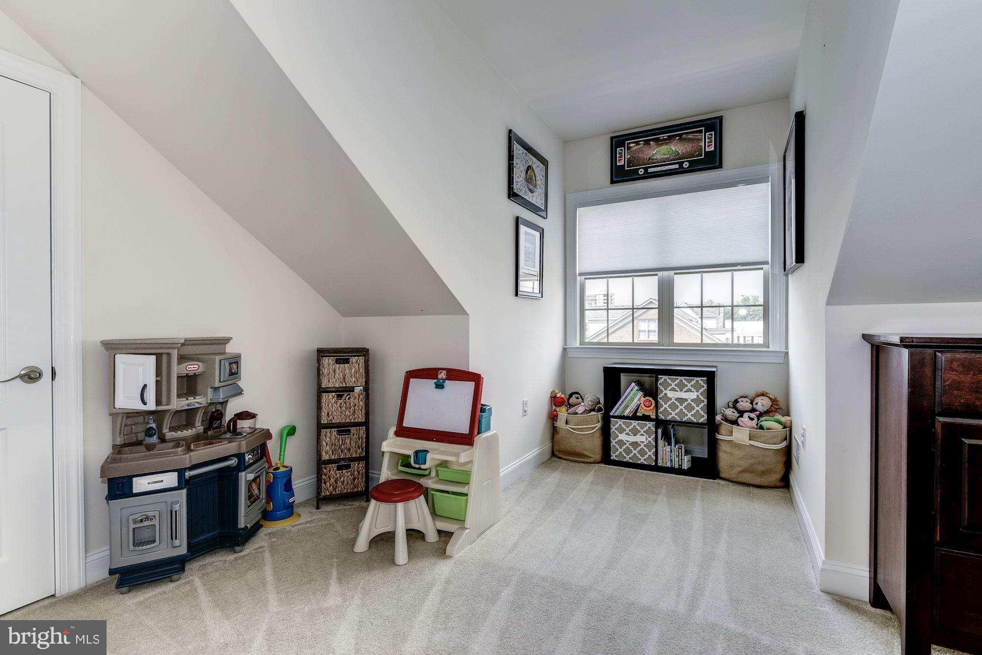 BALLSTON - Residential