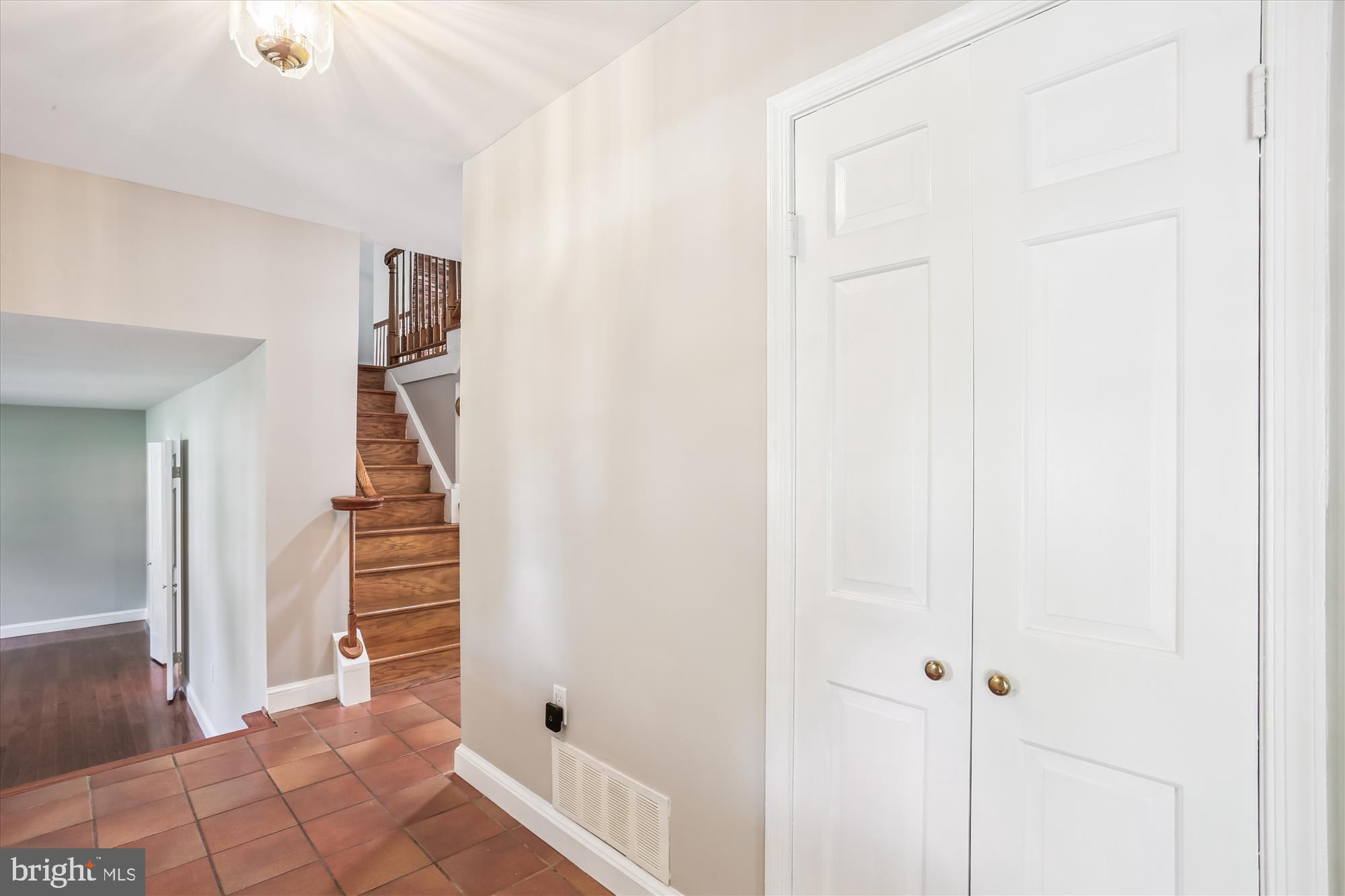 NORBECK ESTATES - Residential