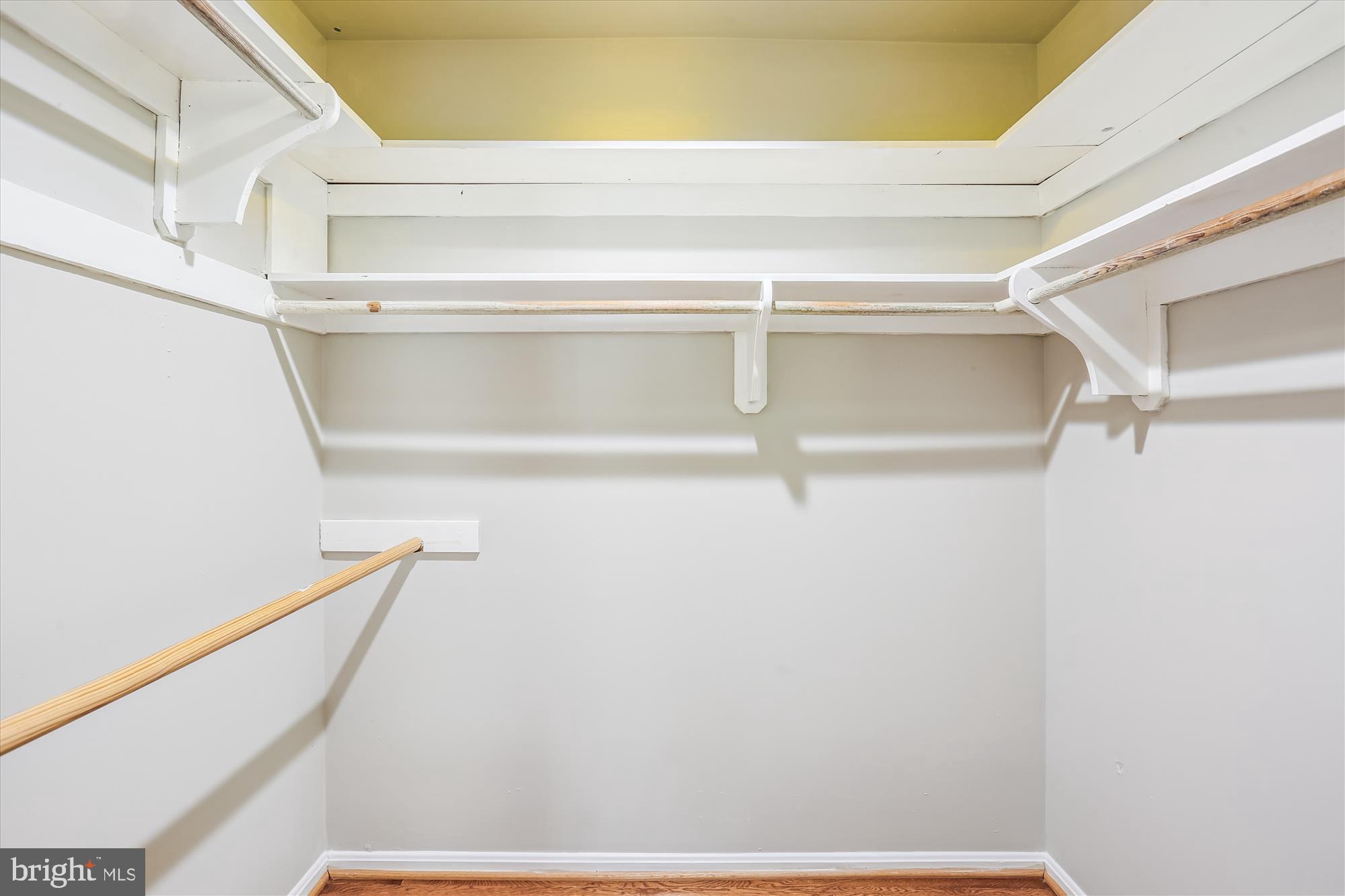 NORBECK ESTATES - Residential