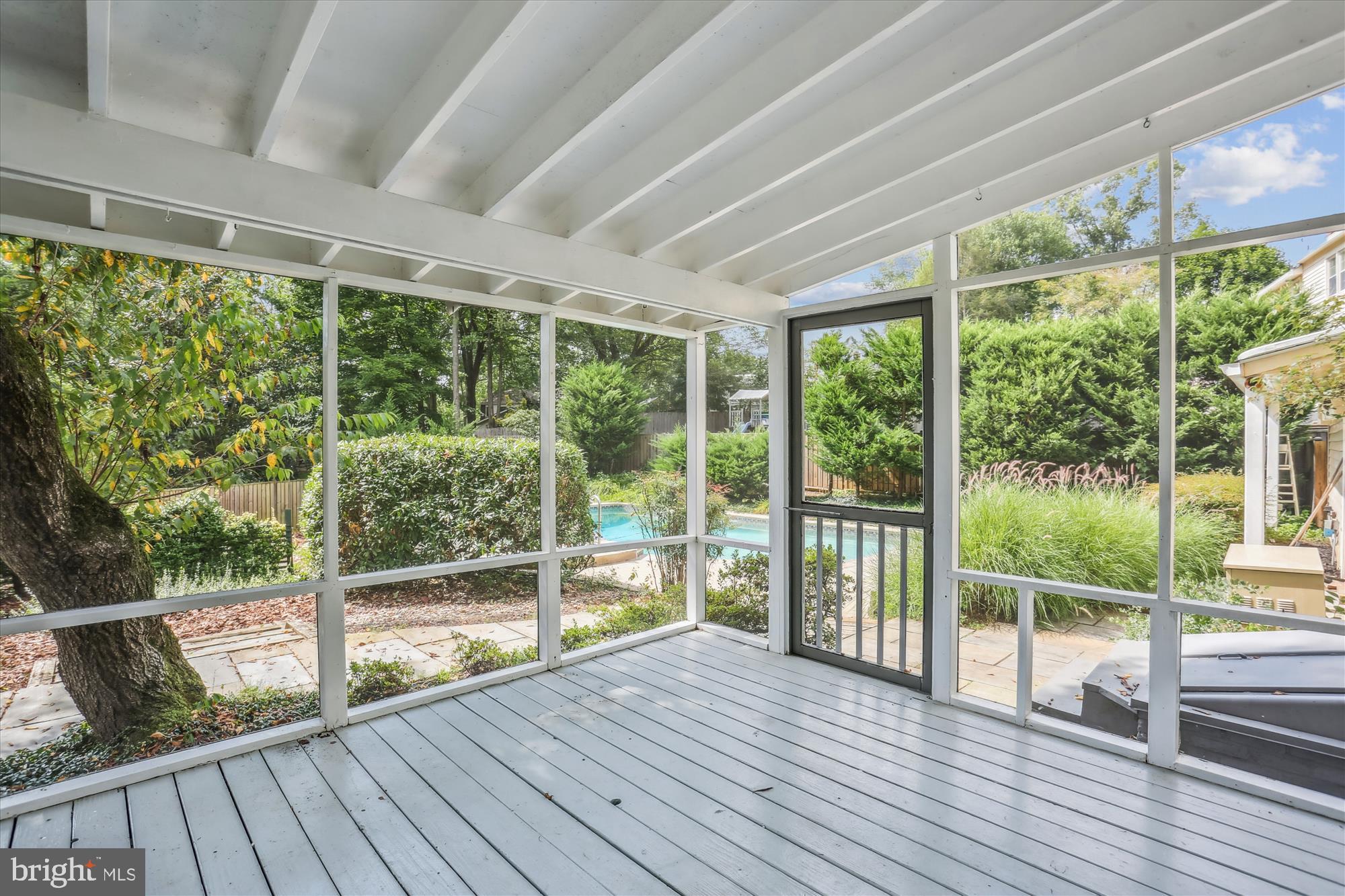 NORBECK ESTATES - Residential