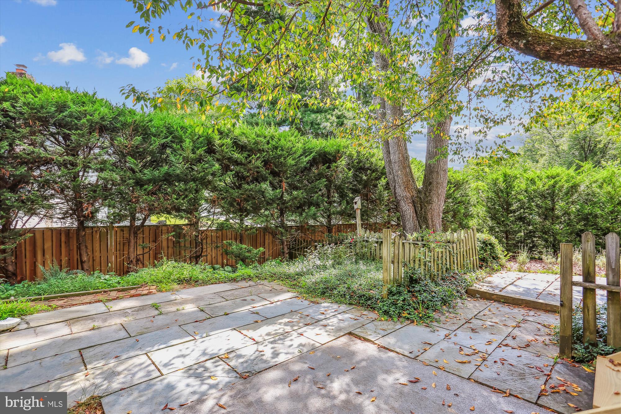 NORBECK ESTATES - Residential