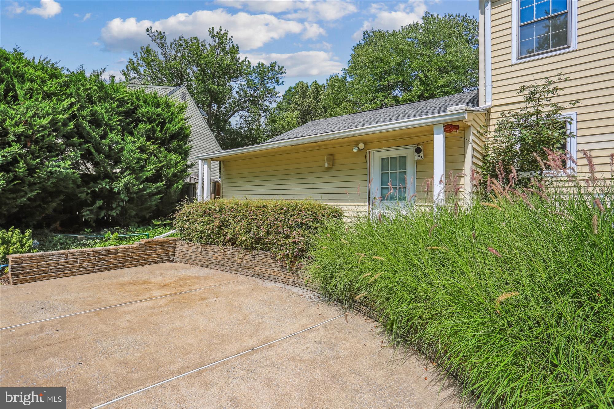 NORBECK ESTATES - Residential