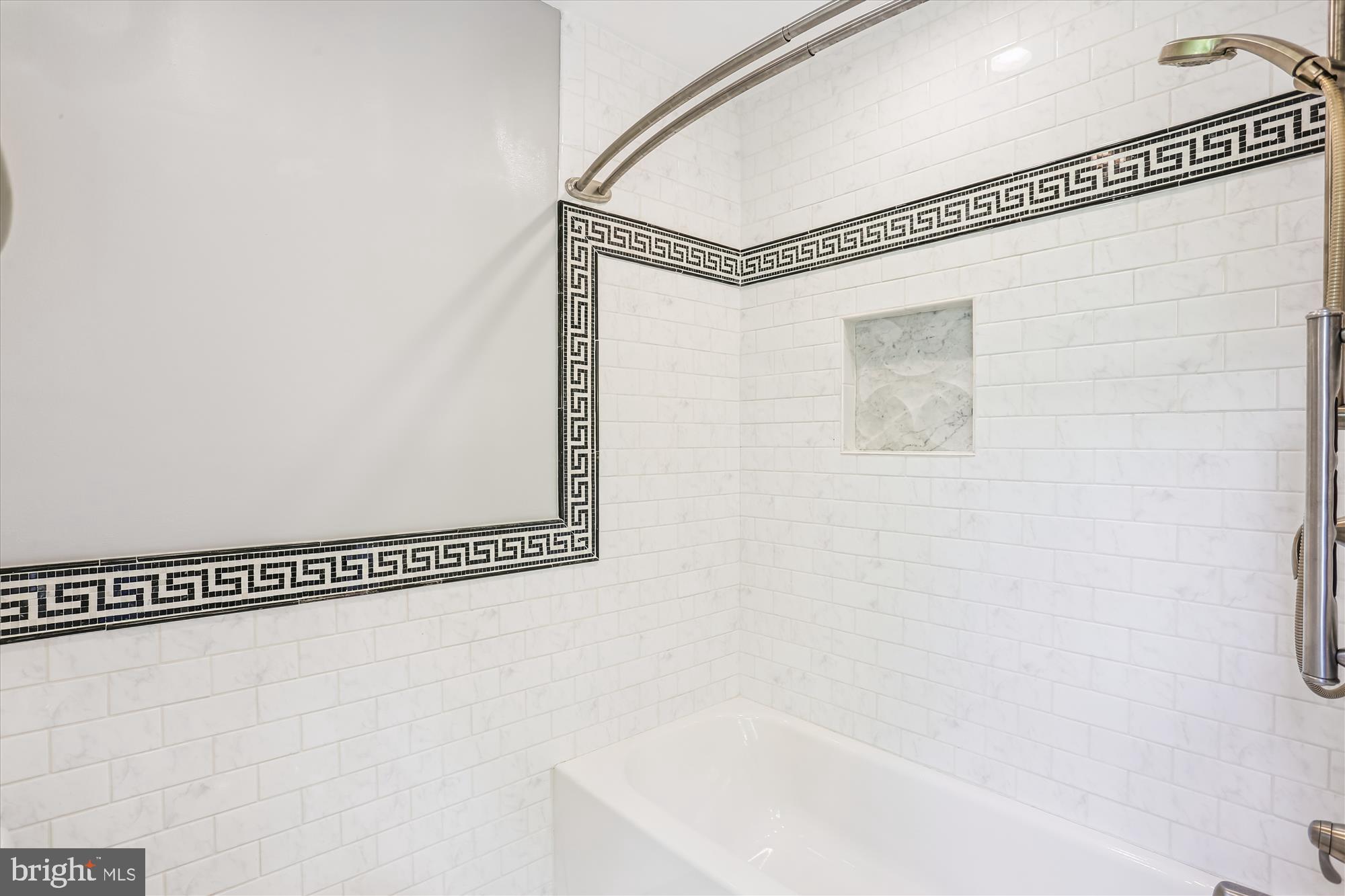 NORBECK ESTATES - Residential