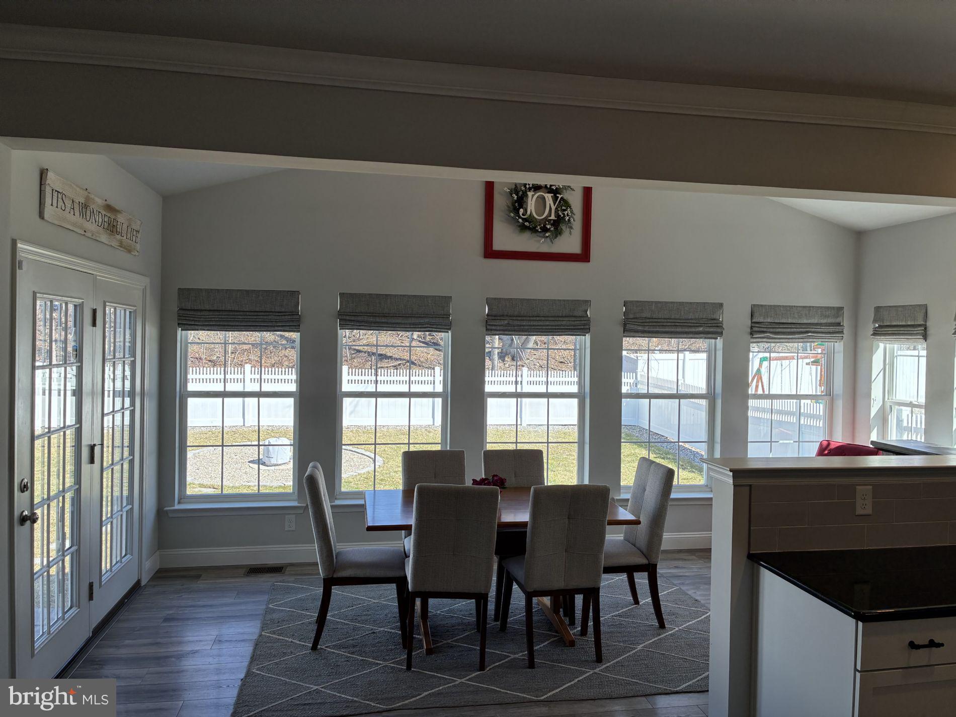 PENNSBURG - Residential