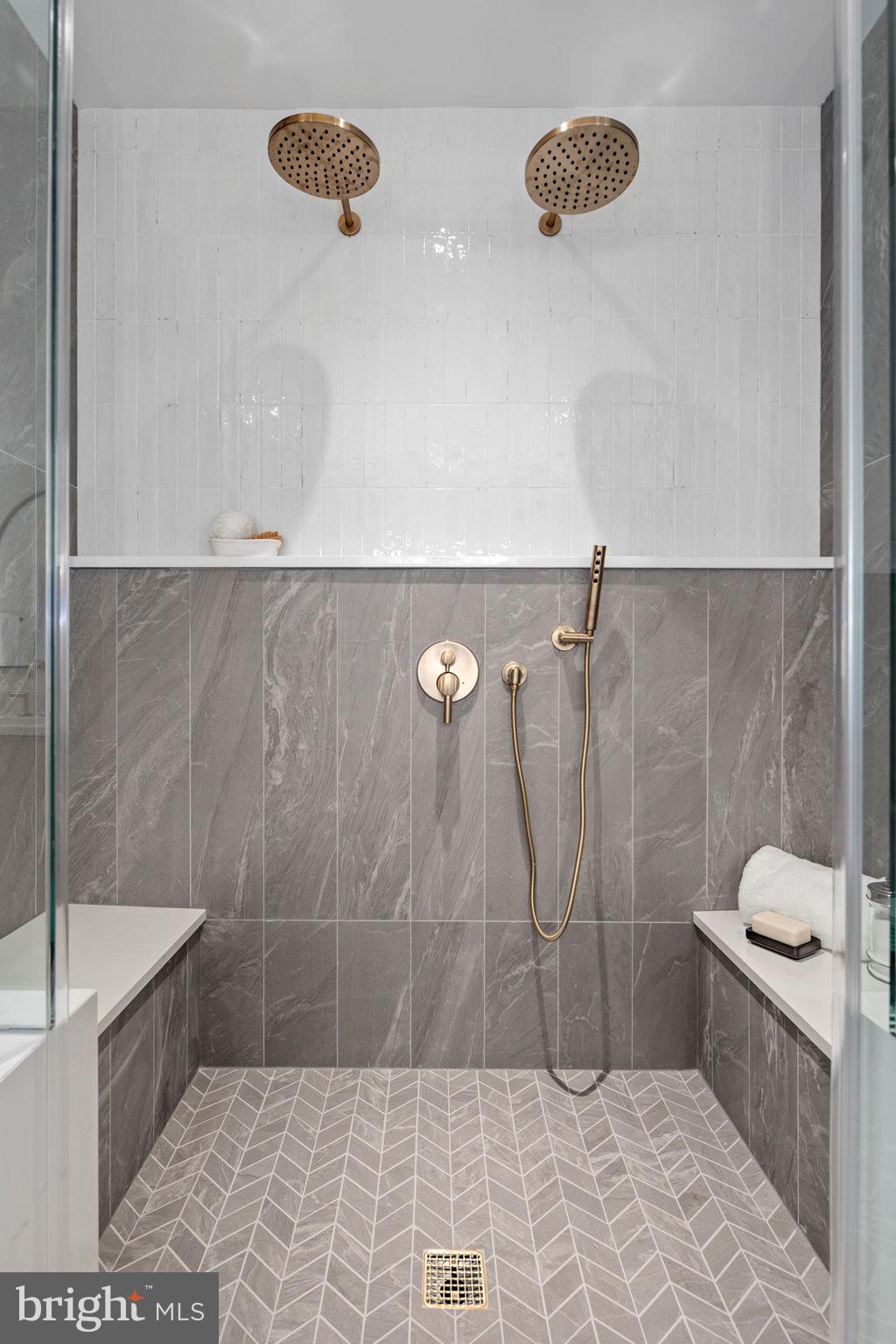 FOREST VILLA WOODS - Residential