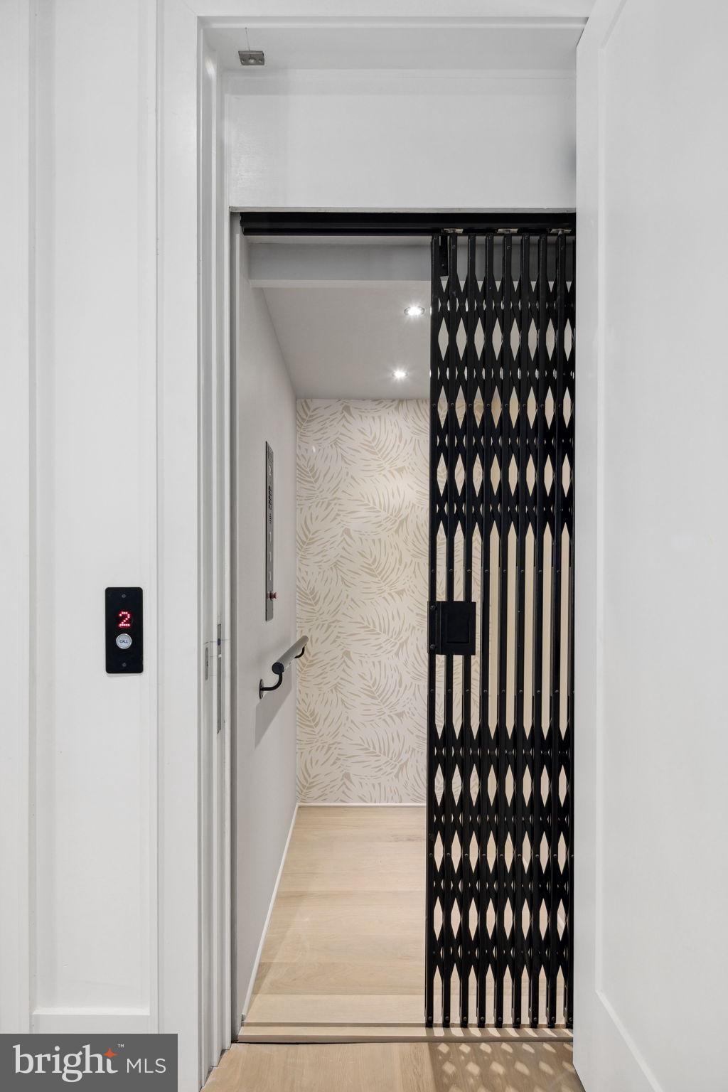 FOREST VILLA WOODS - Residential