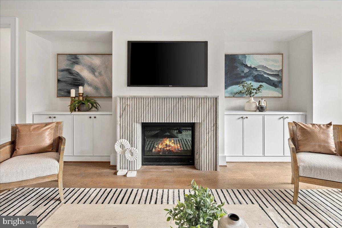 FOREST VILLA WOODS - Residential