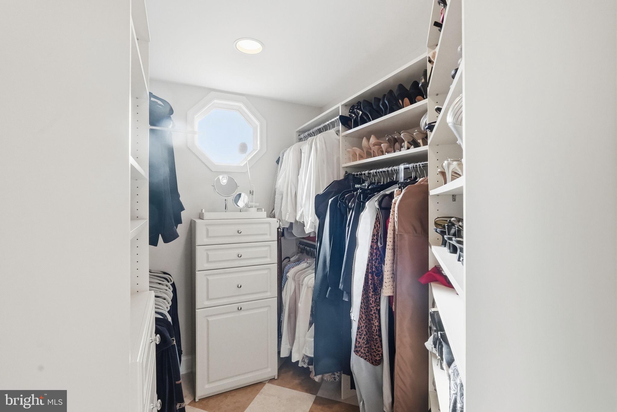 HORIZON HILL - Residential