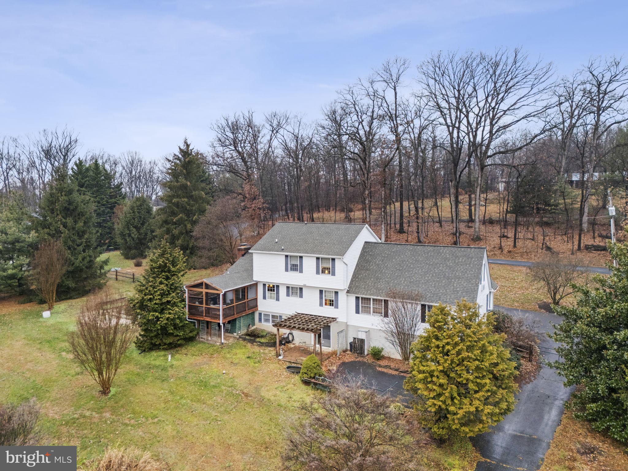 JARRETTSVILLE - Residential