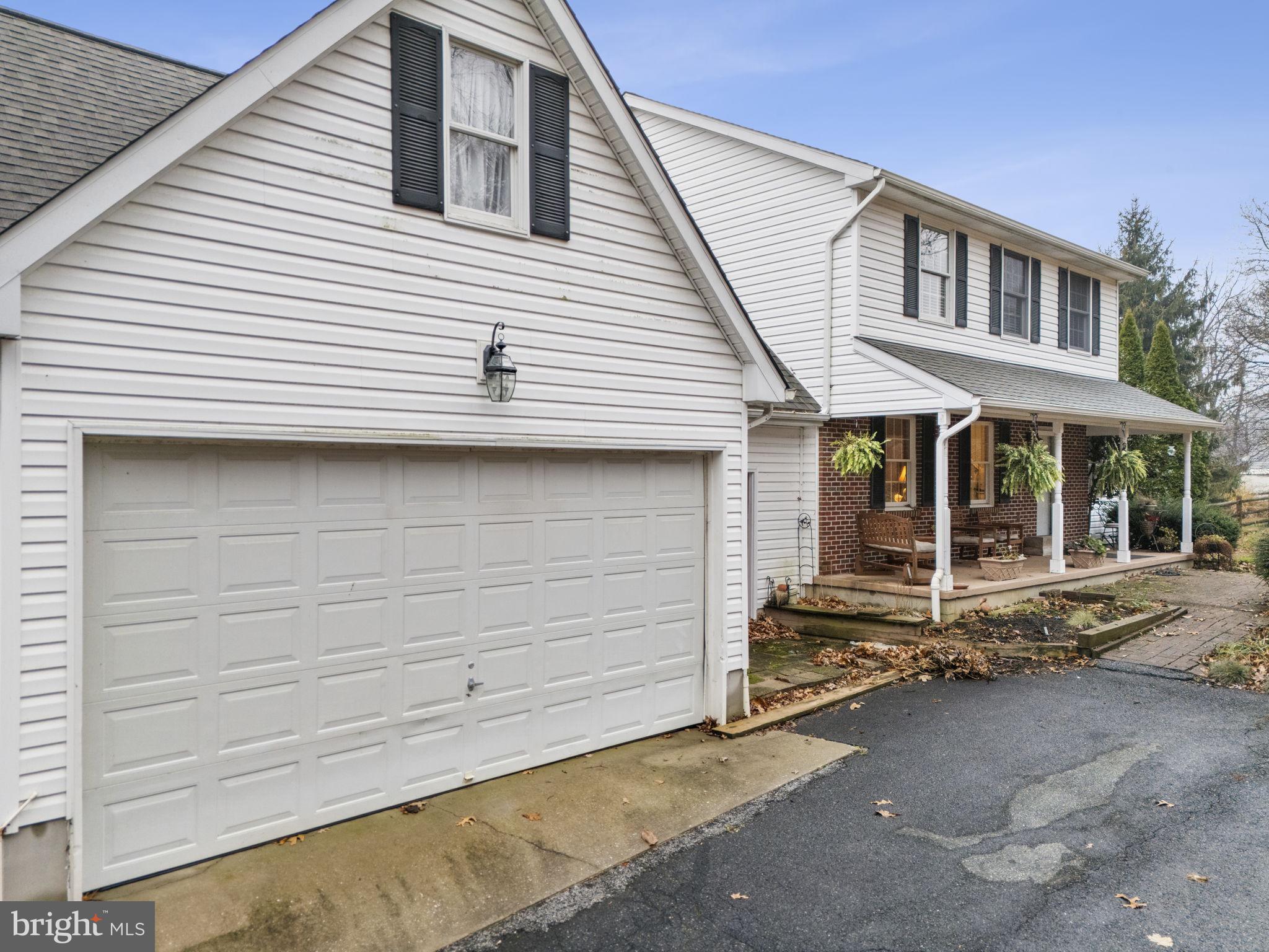 JARRETTSVILLE - Residential