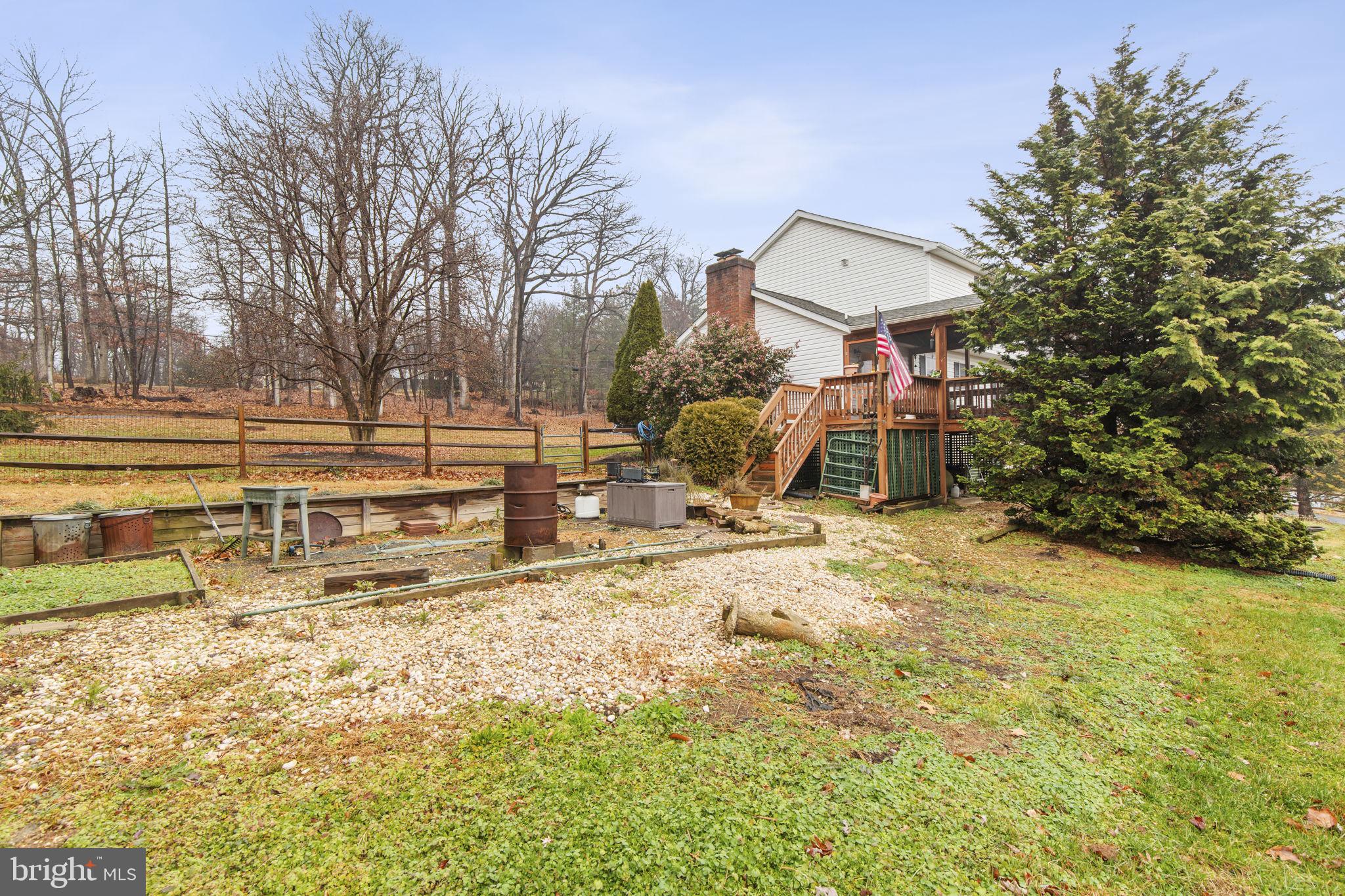 JARRETTSVILLE - Residential