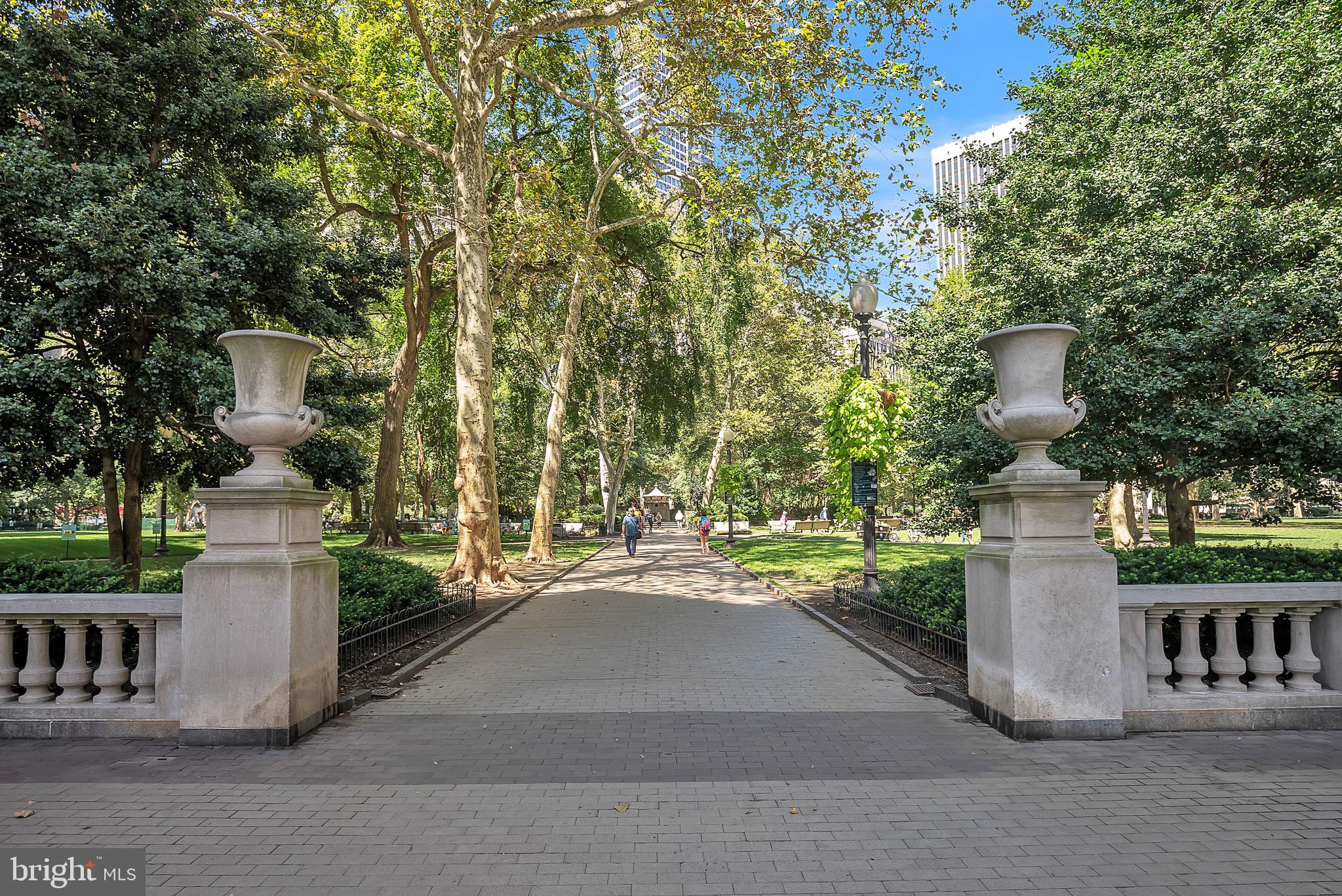 RITTENHOUSE SQUARE - Residential