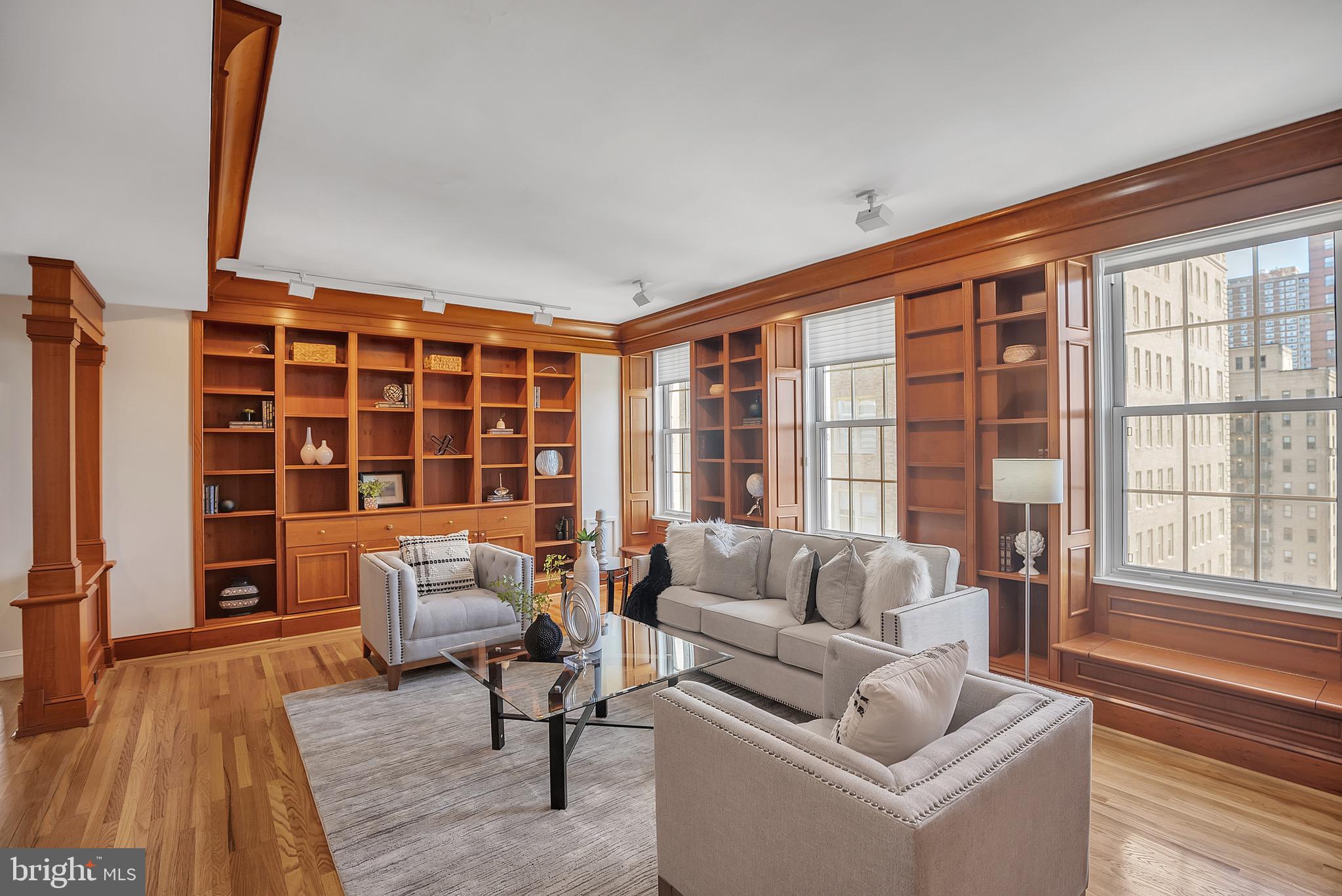 RITTENHOUSE SQUARE - Residential