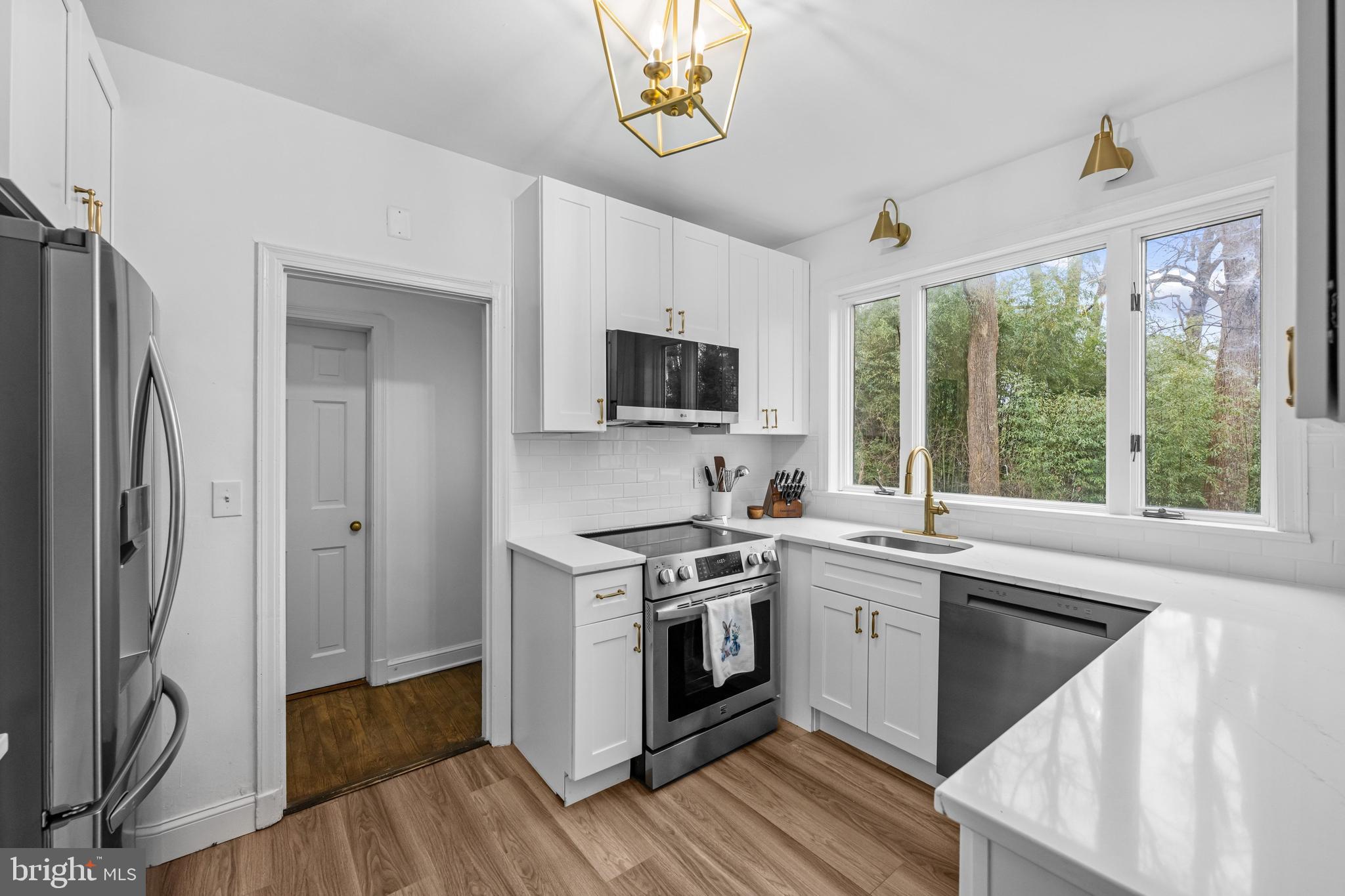 ROCK CREEK HILLS - Residential