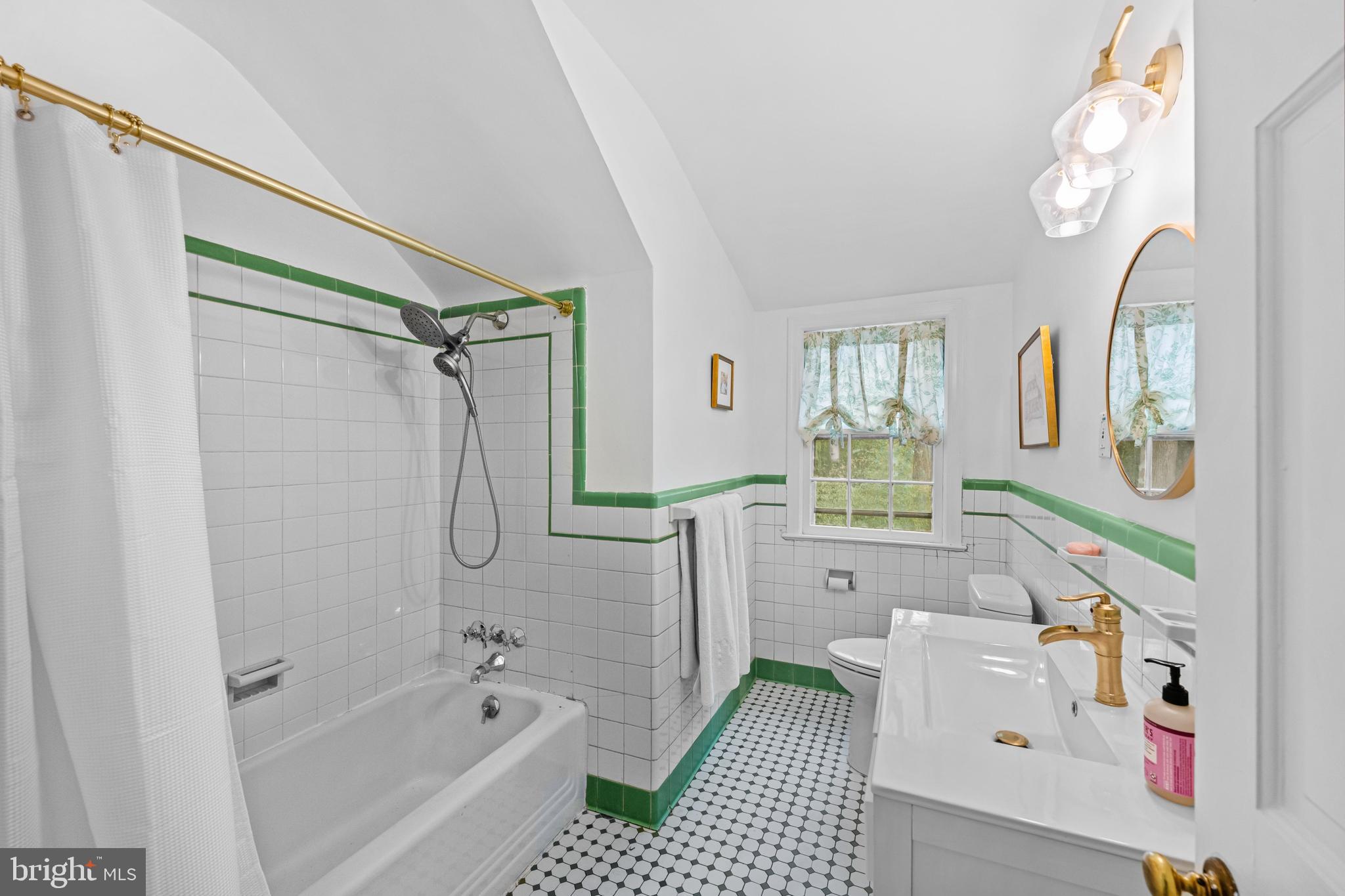 ROCK CREEK HILLS - Residential