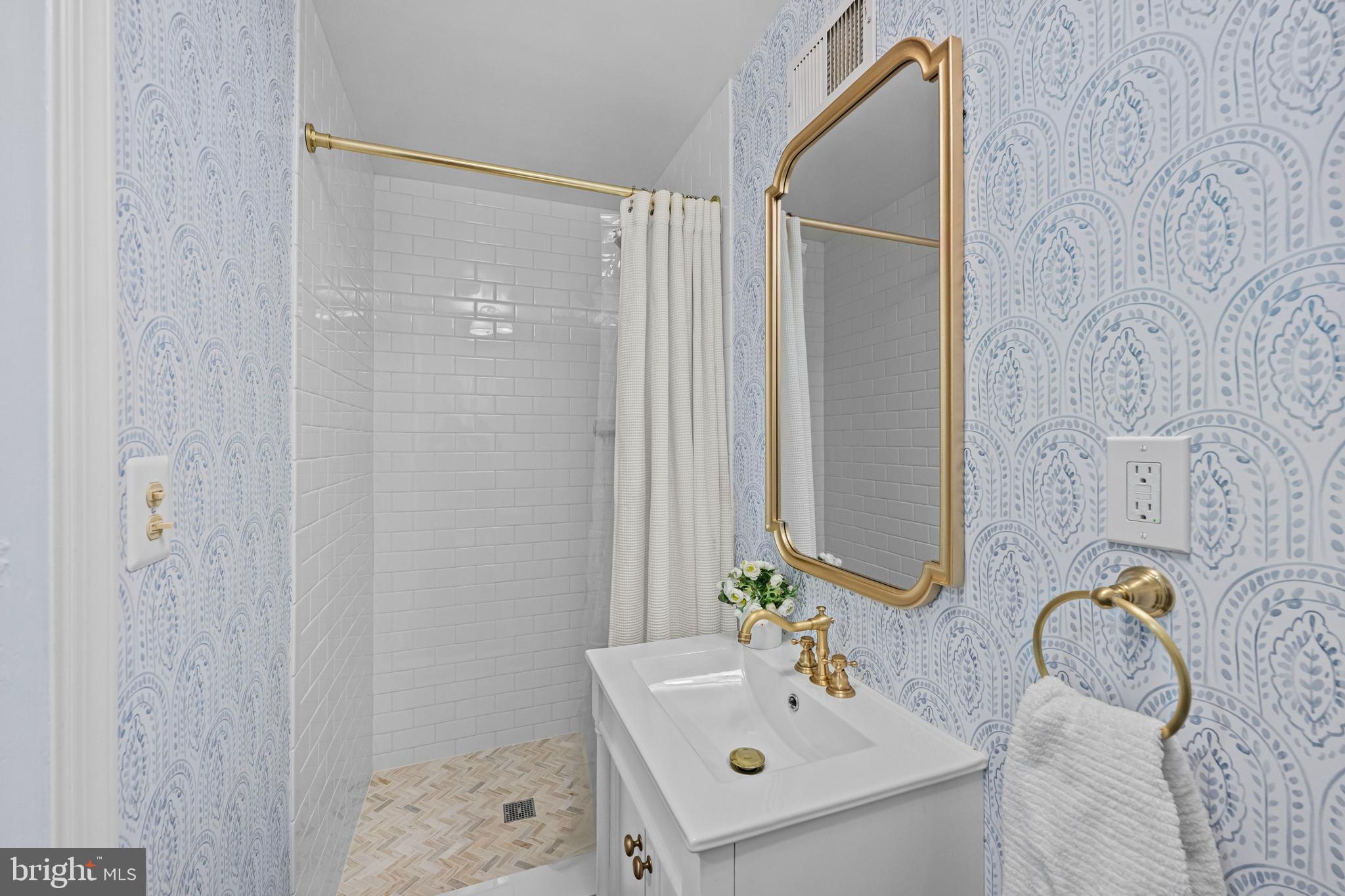 ROCK CREEK HILLS - Residential