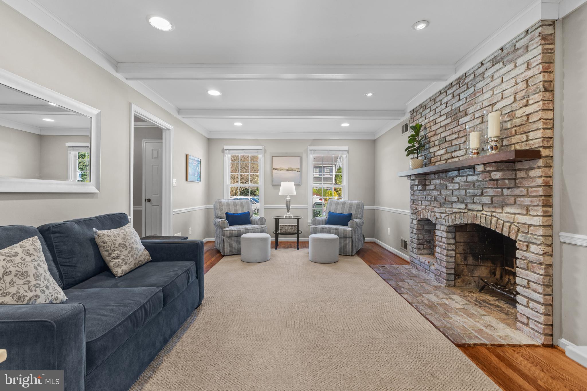 RIVERWOOD - Residential