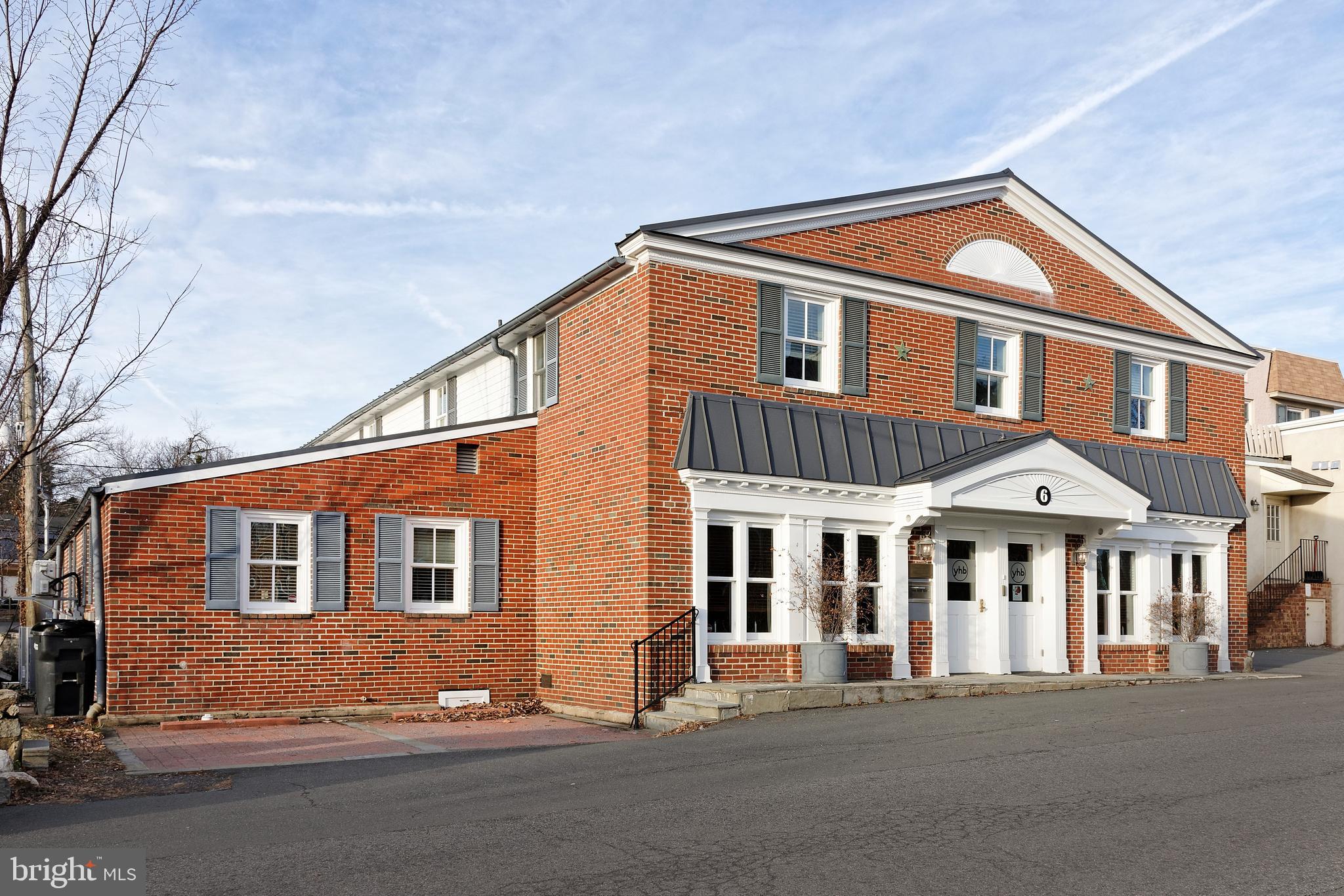 6 S PENDLETON STREET