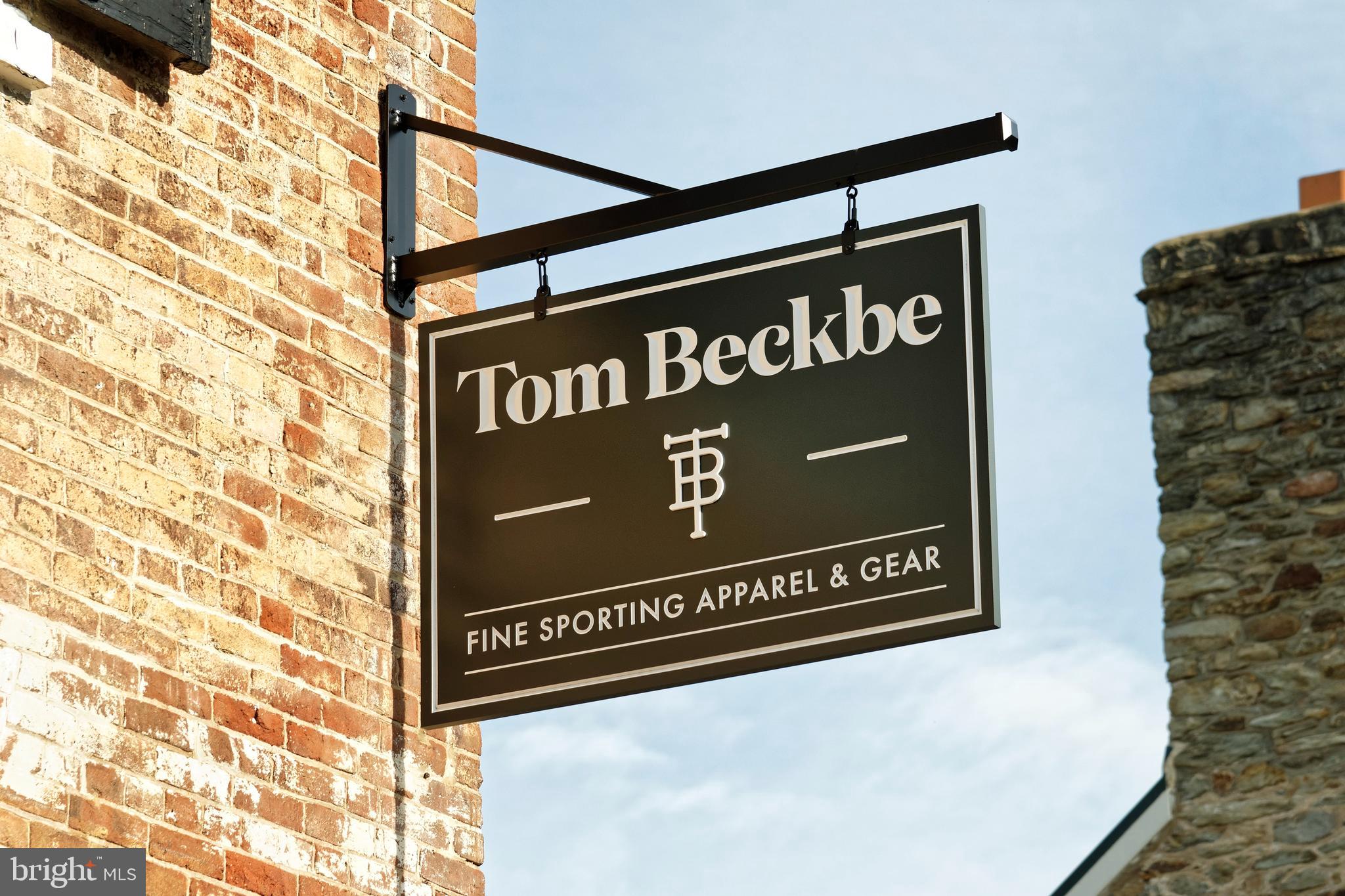 TOWN OF MIDDLEBURG - Commercial Sale