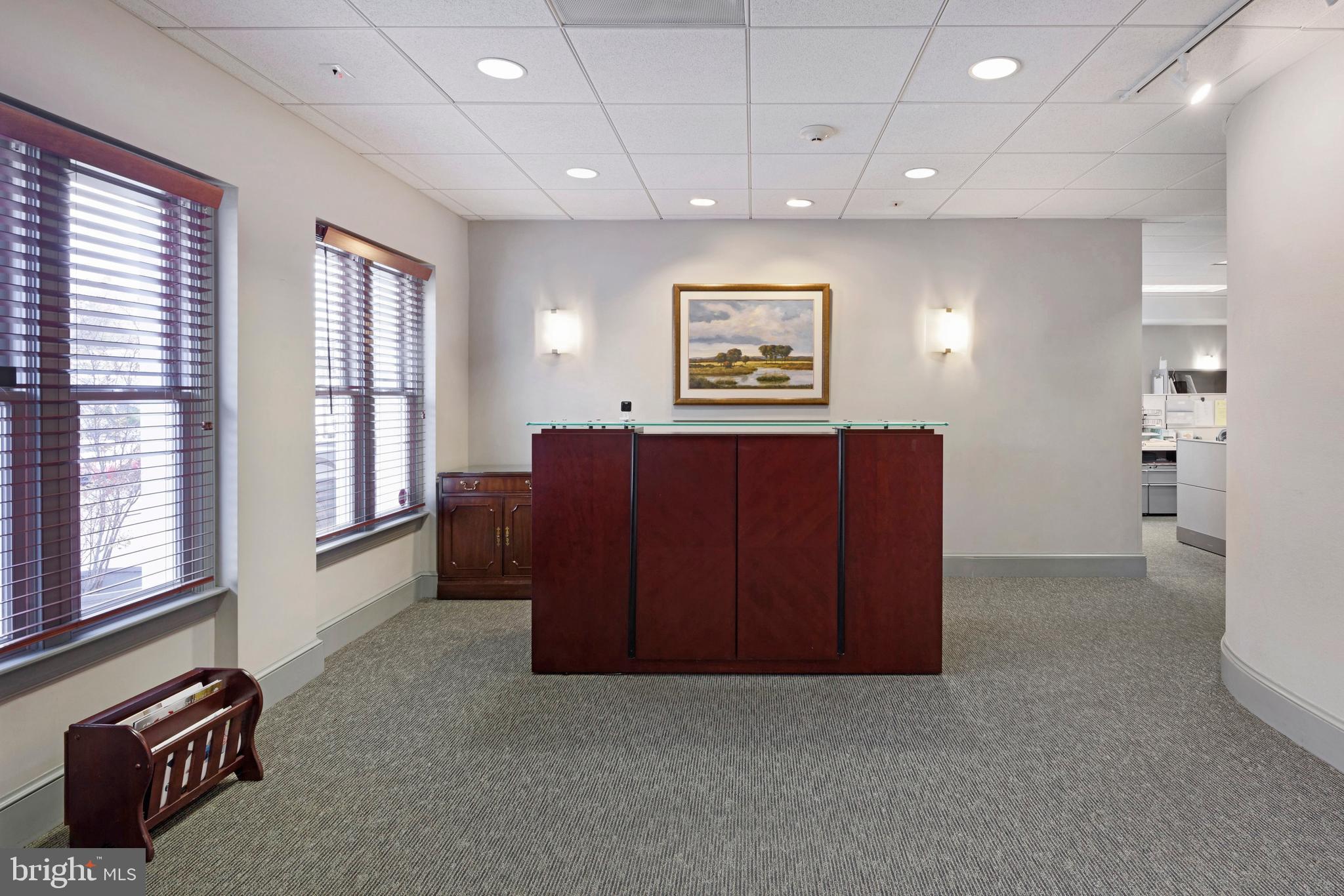 TOWN OF MIDDLEBURG - Commercial Sale