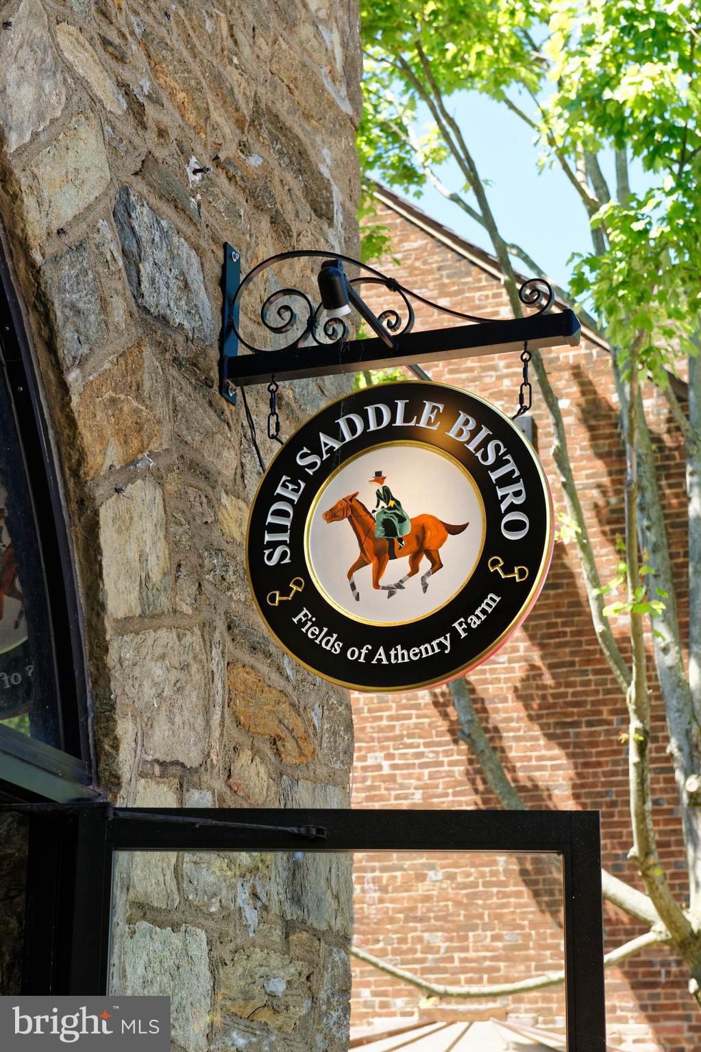 TOWN OF MIDDLEBURG - Commercial Sale