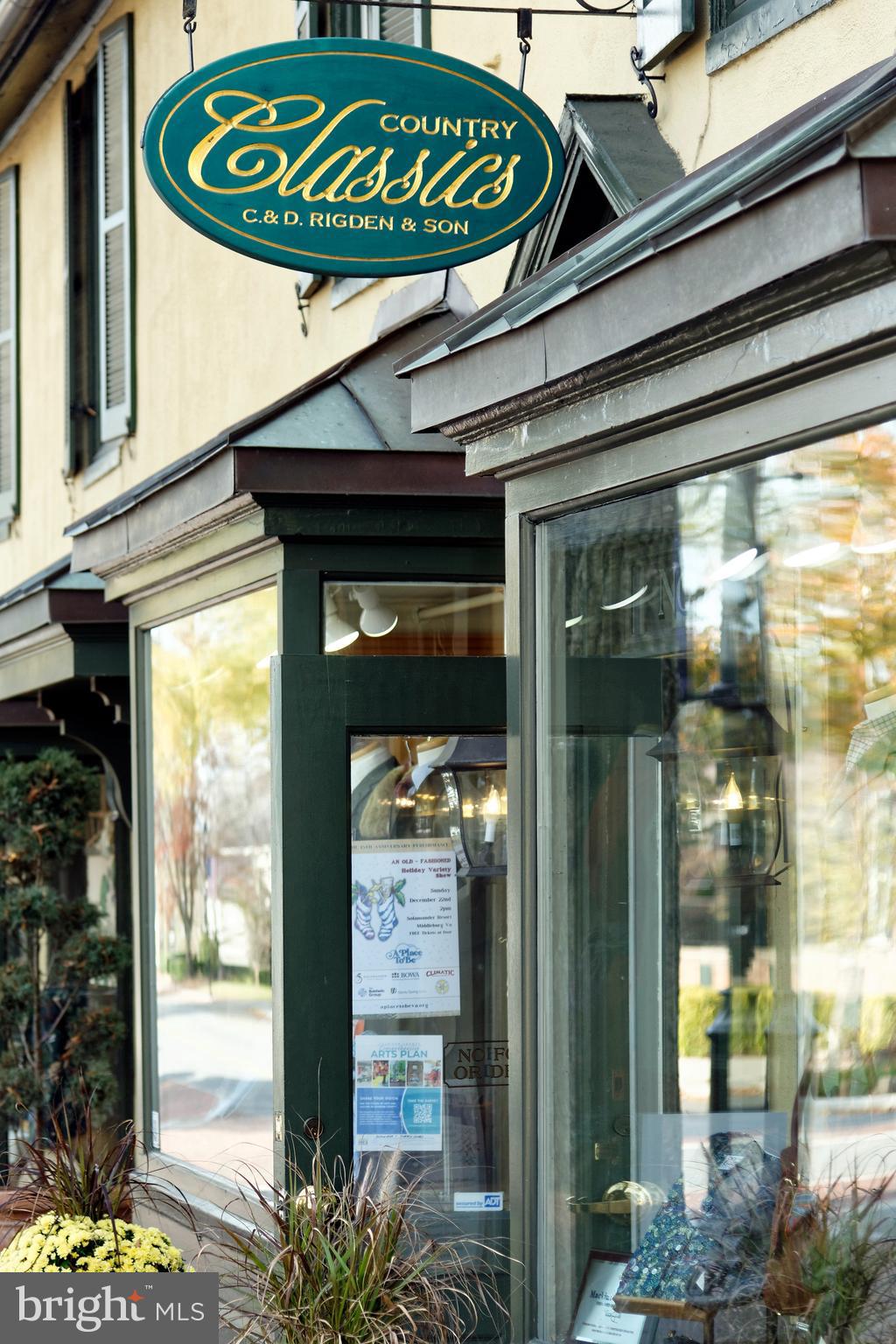 TOWN OF MIDDLEBURG - Commercial Sale