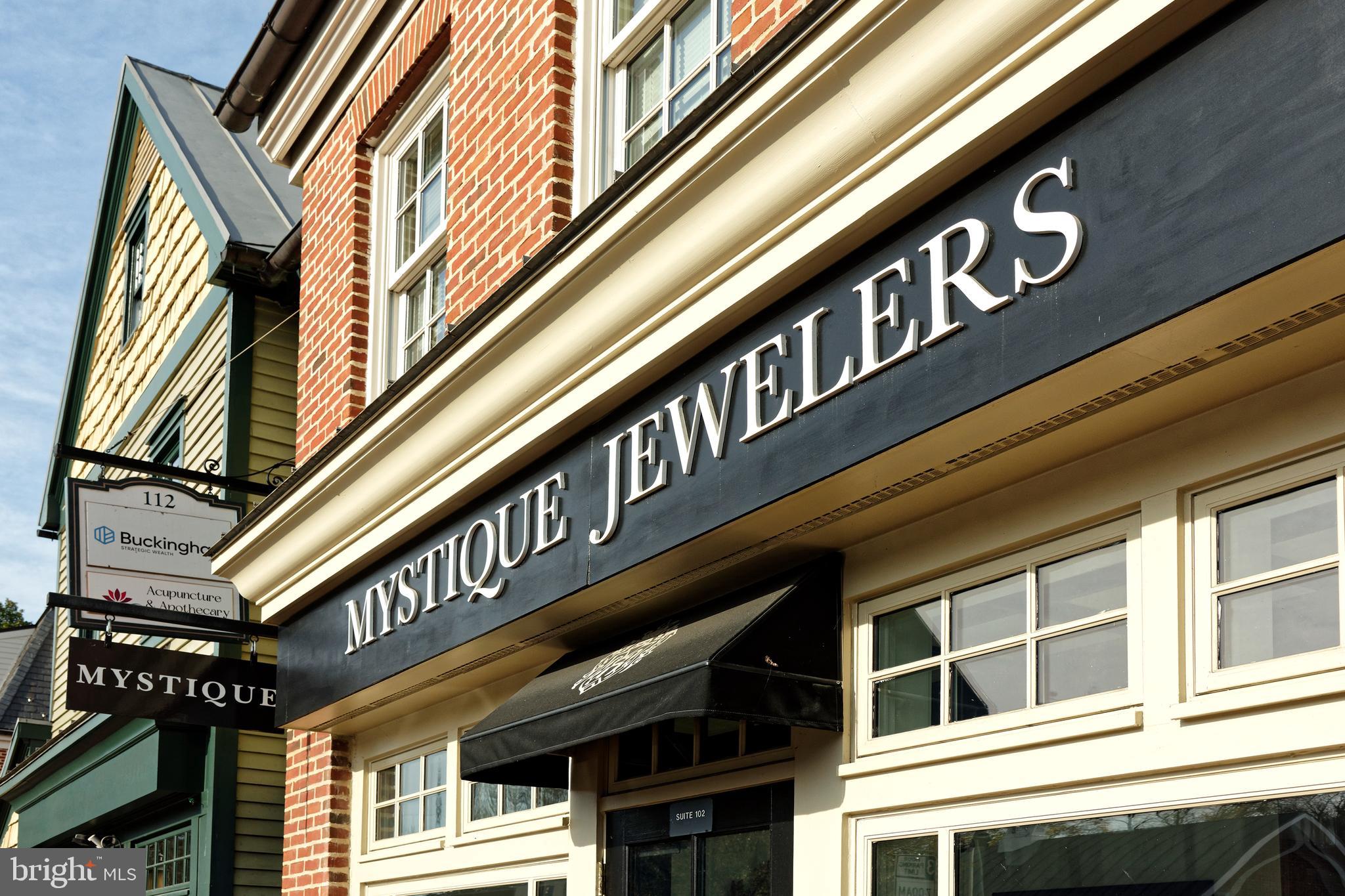 TOWN OF MIDDLEBURG - Commercial Sale