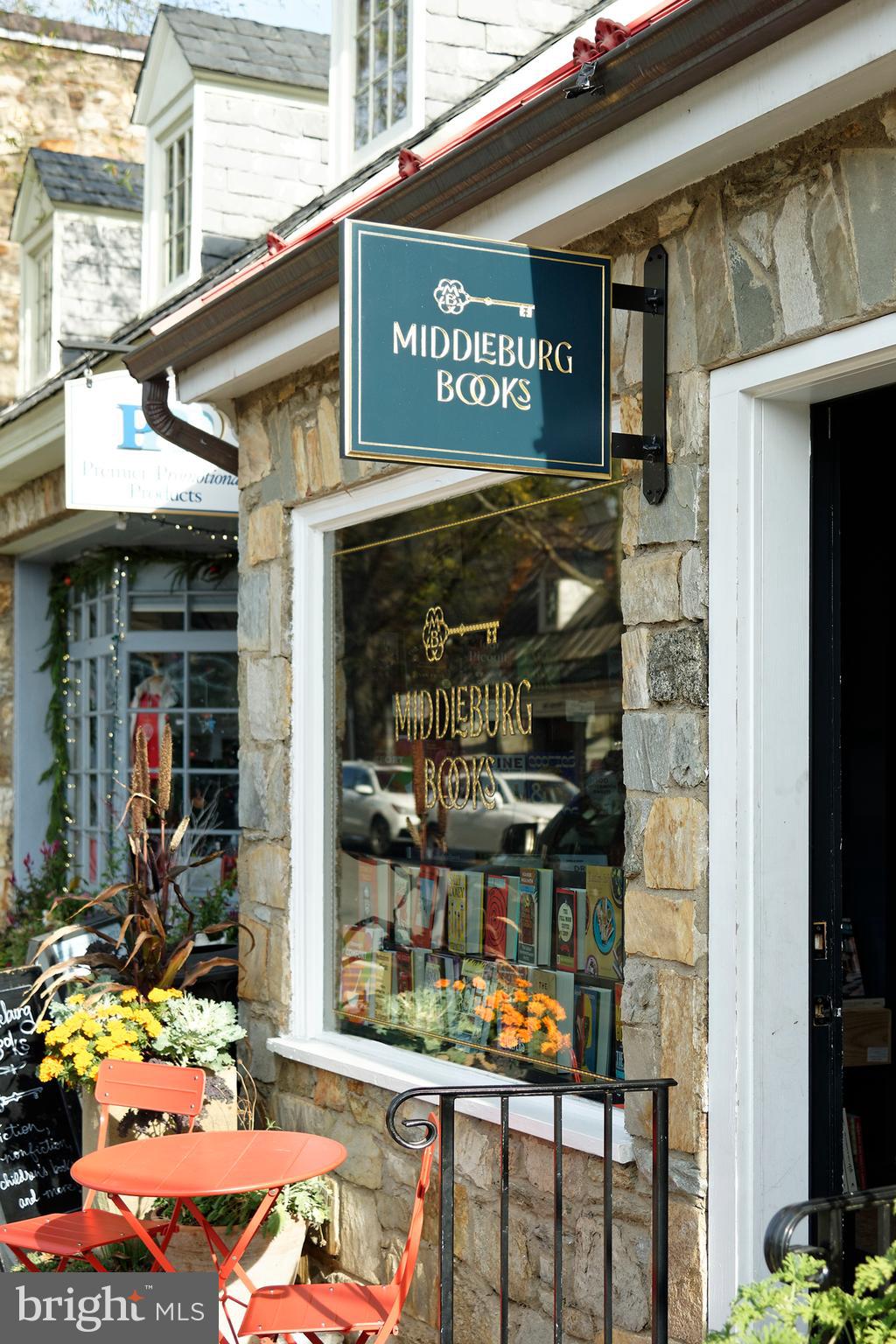 TOWN OF MIDDLEBURG - Commercial Sale