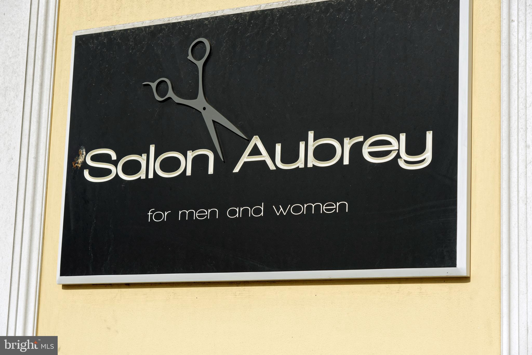 TOWN OF MIDDLEBURG - Commercial Sale