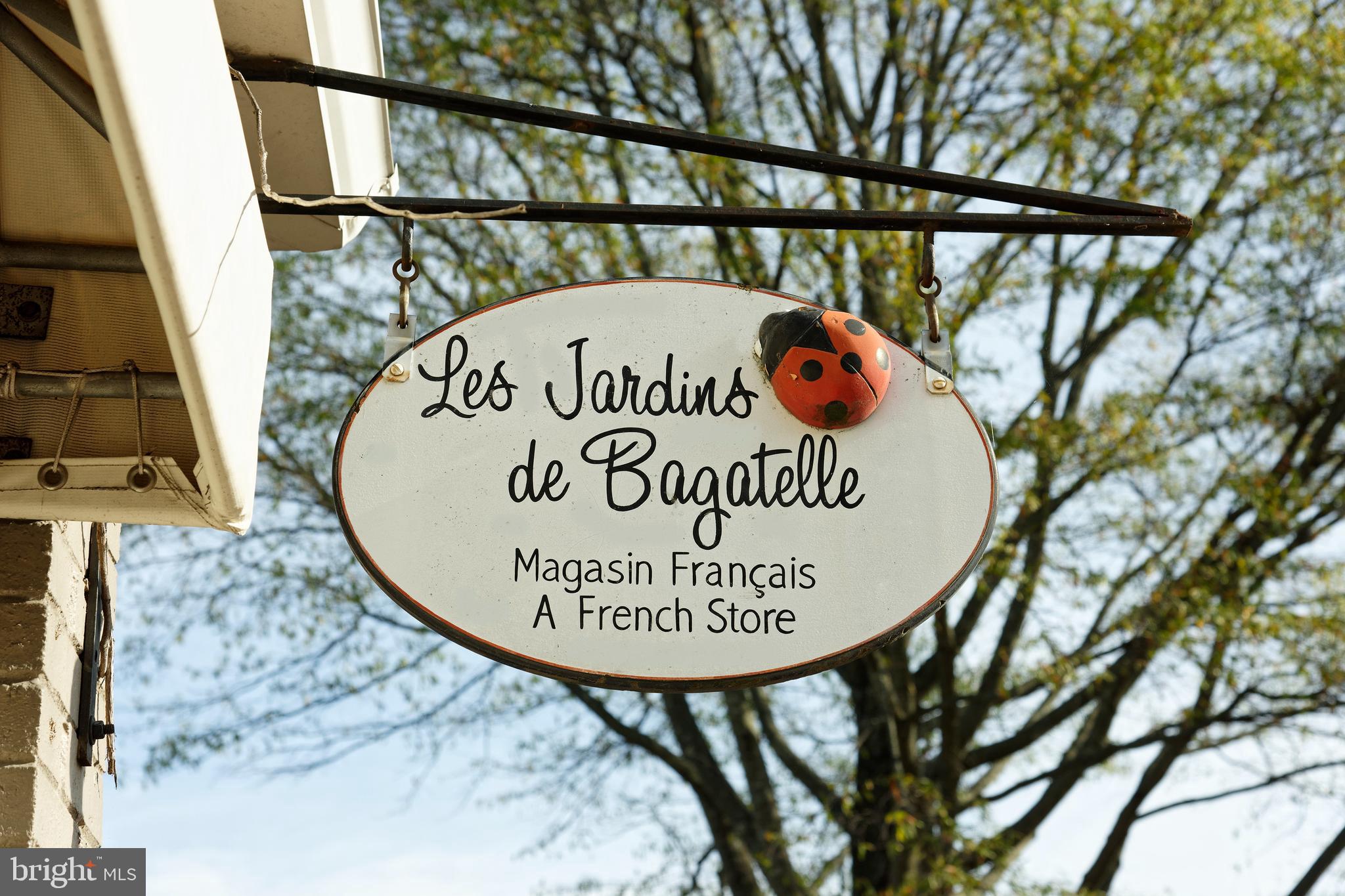 TOWN OF MIDDLEBURG - Commercial Sale