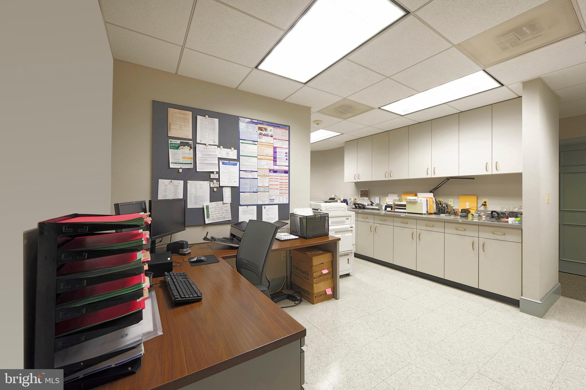 TOWN OF MIDDLEBURG - Commercial Sale