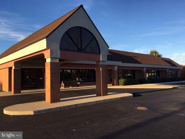 Freestanding masonry office building on 5.49 acres (subdividable). Extensively renovated 2005. Largely open floorplan with 10 perimeter private offices, 2 large conference rooms and updated kitchenette. I-81 visibility. Current tenant to vacate April 2017. Also available for lease at $12.55 NNN.