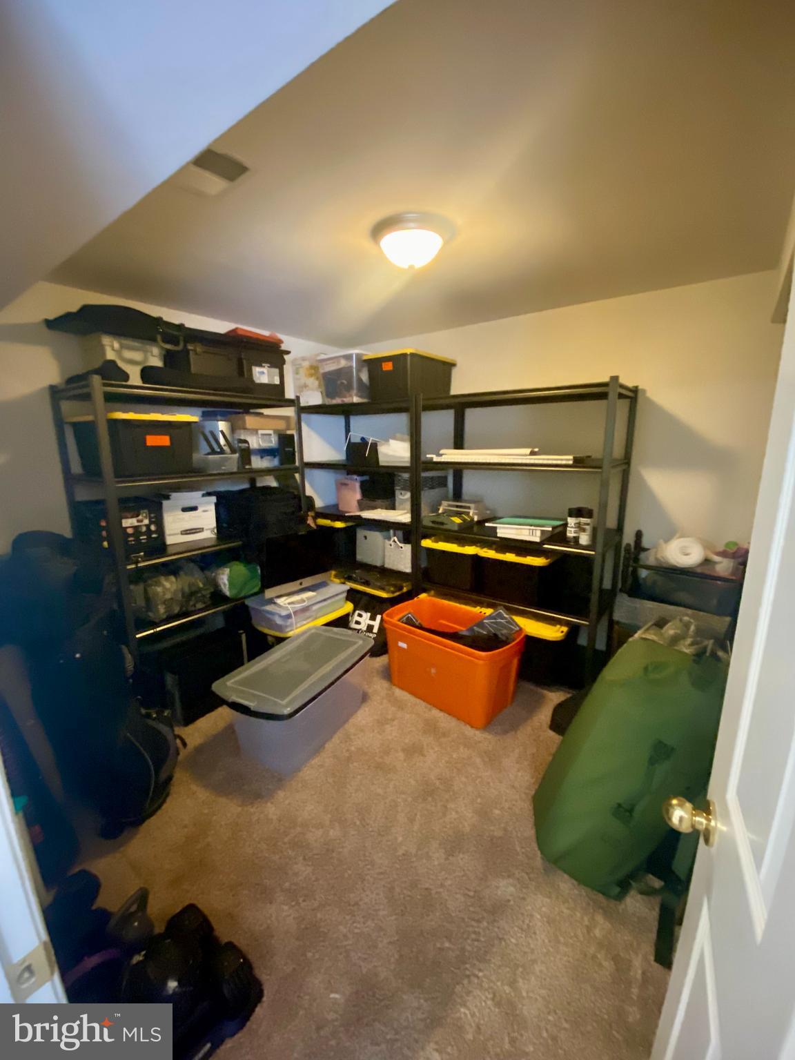 ALTA COURTHOUSE SQUARE - Residential Lease