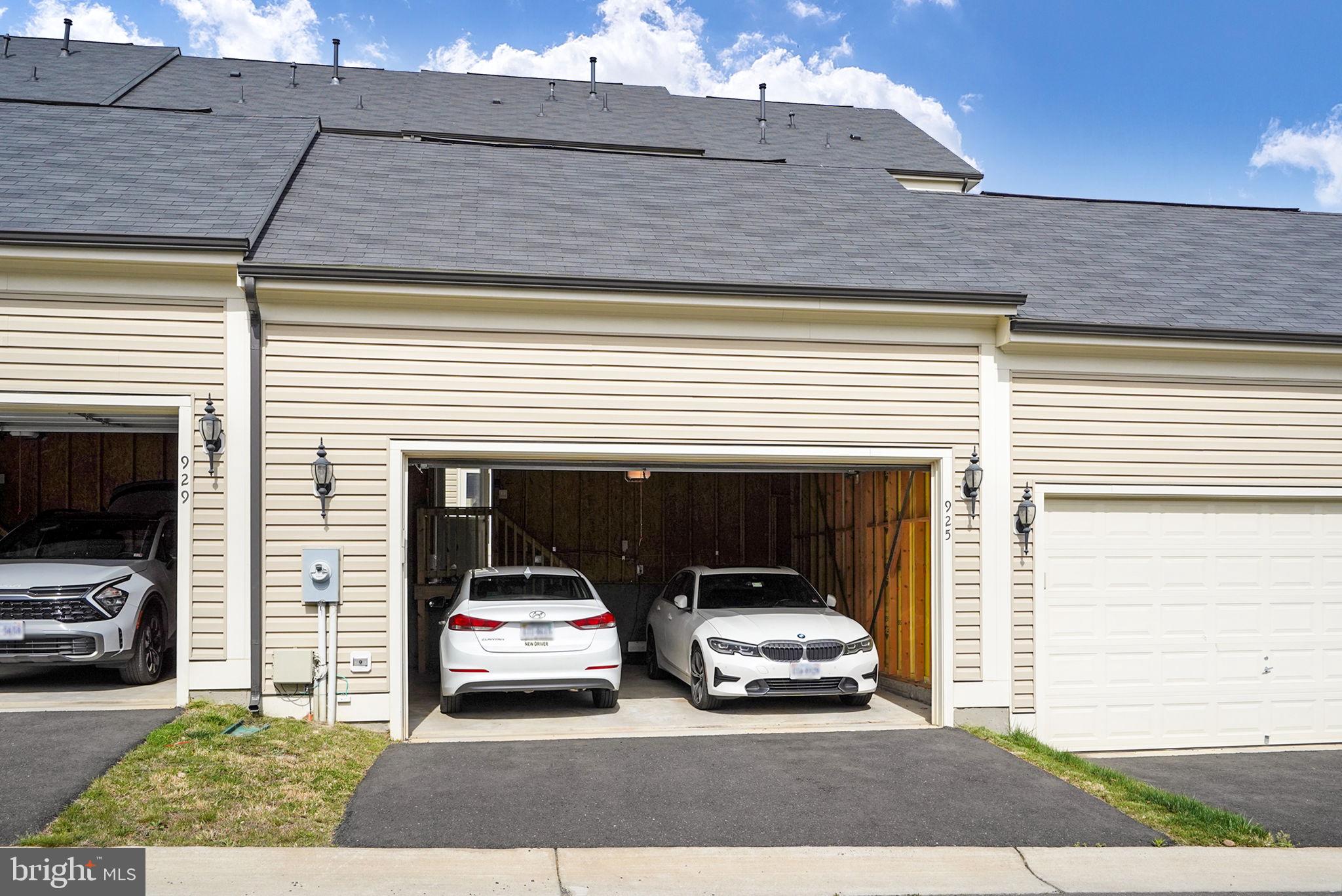 EMBREY MILL - Residential Lease