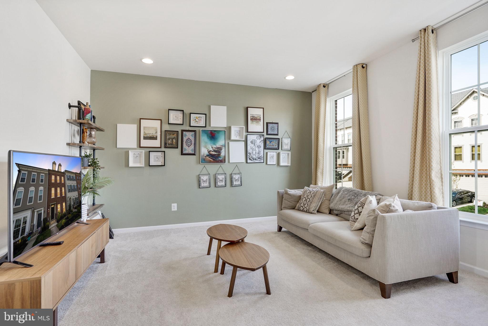 EMBREY MILL - Residential Lease