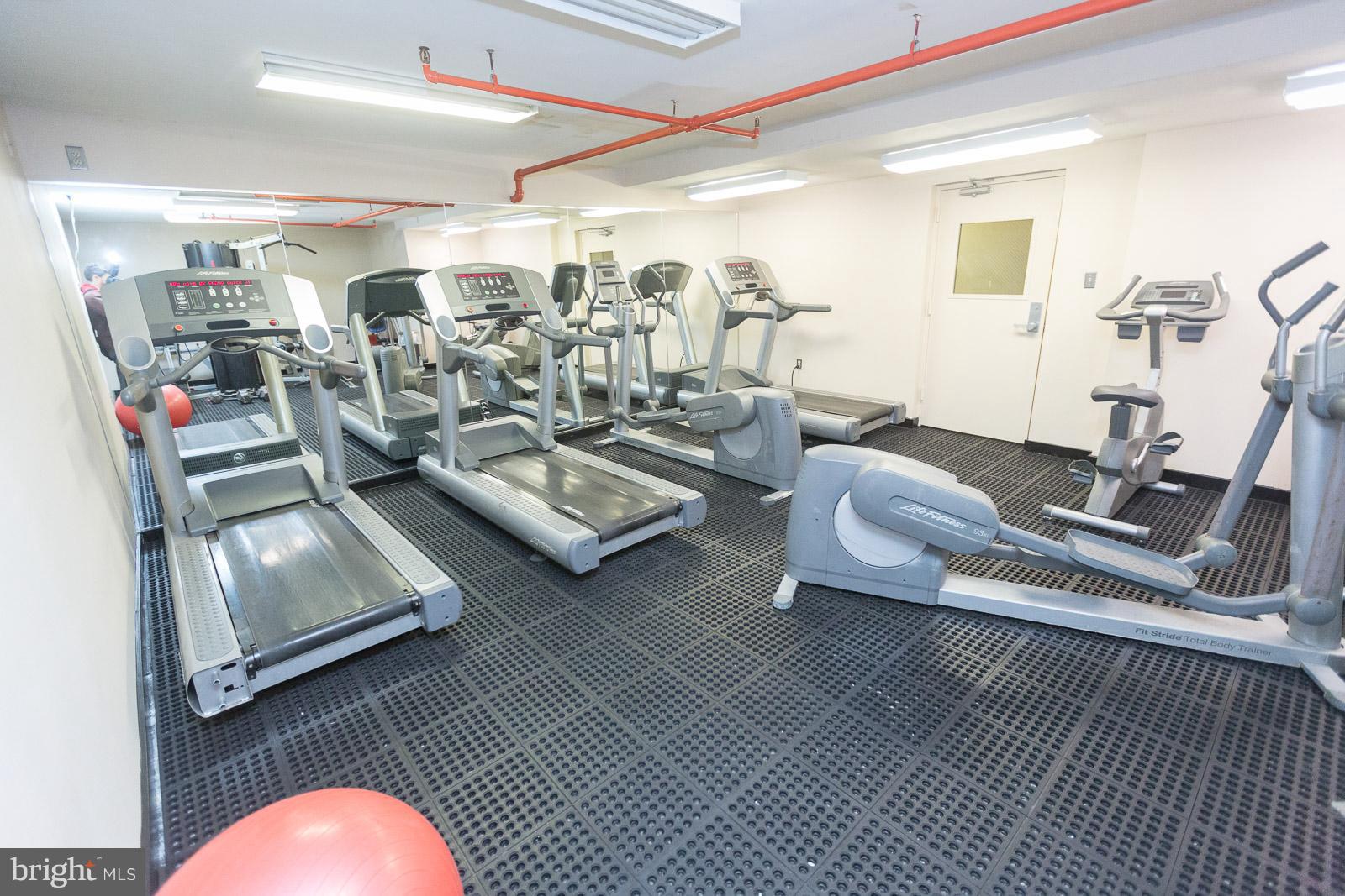 THE FAIRMONT 1005 CONDO - Residential Lease