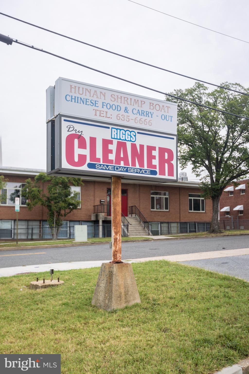 THE FAIRMONT 1005 CONDO - Residential Lease