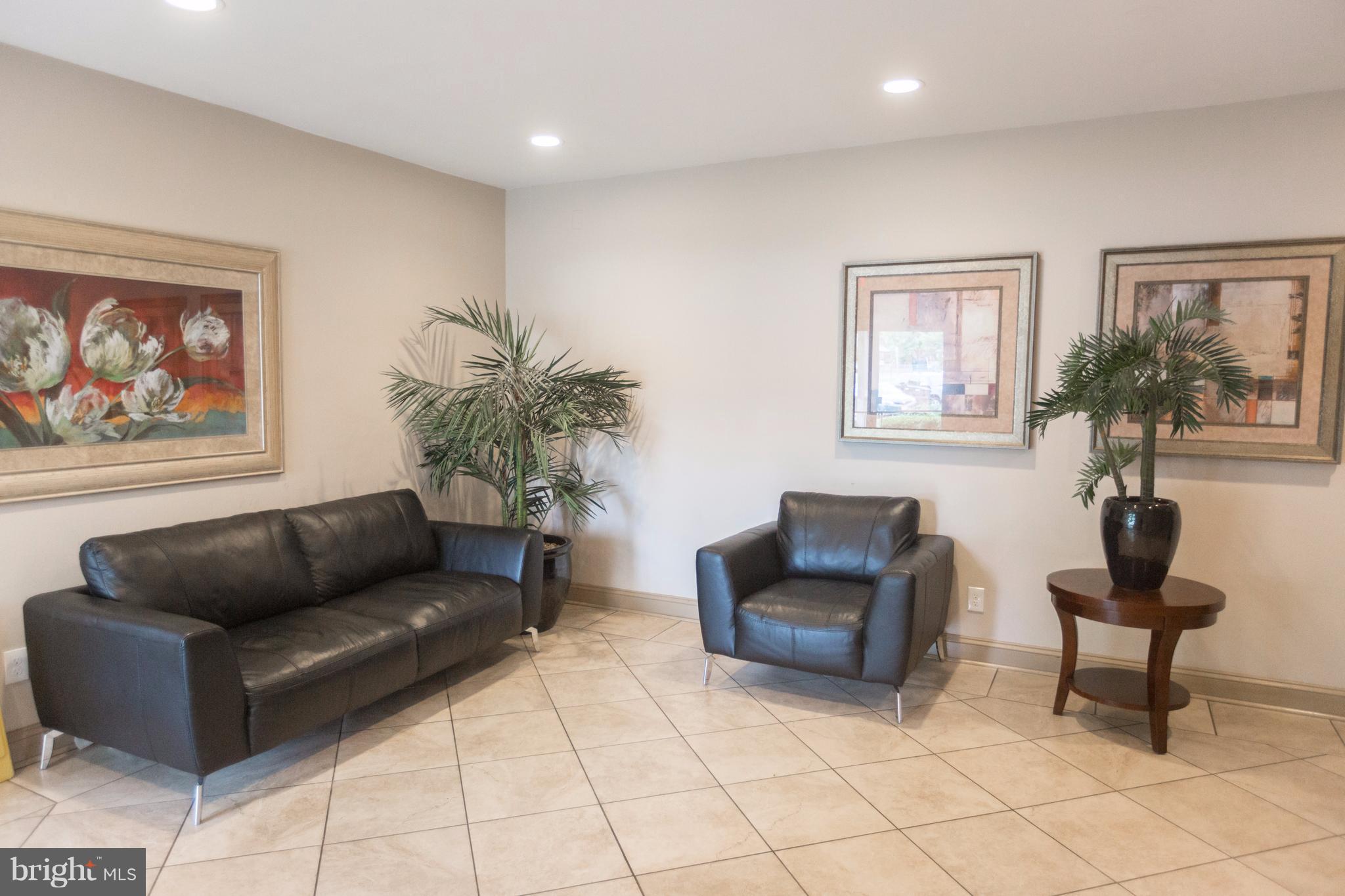 THE FAIRMONT 1005 CONDO - Residential Lease