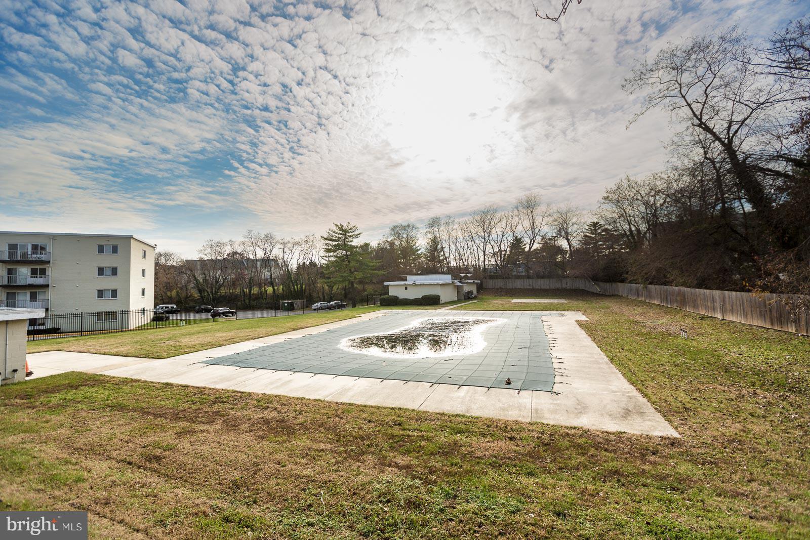 THE FAIRMONT 1005 CONDO - Residential Lease