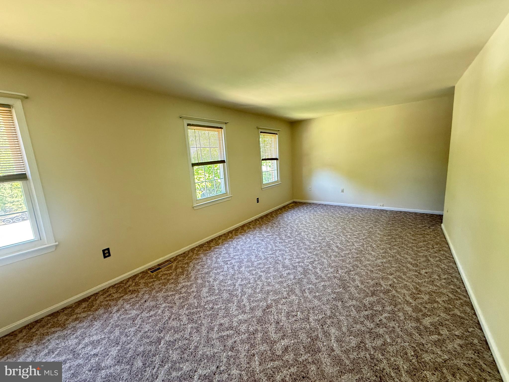 MONTCLAIR - Residential