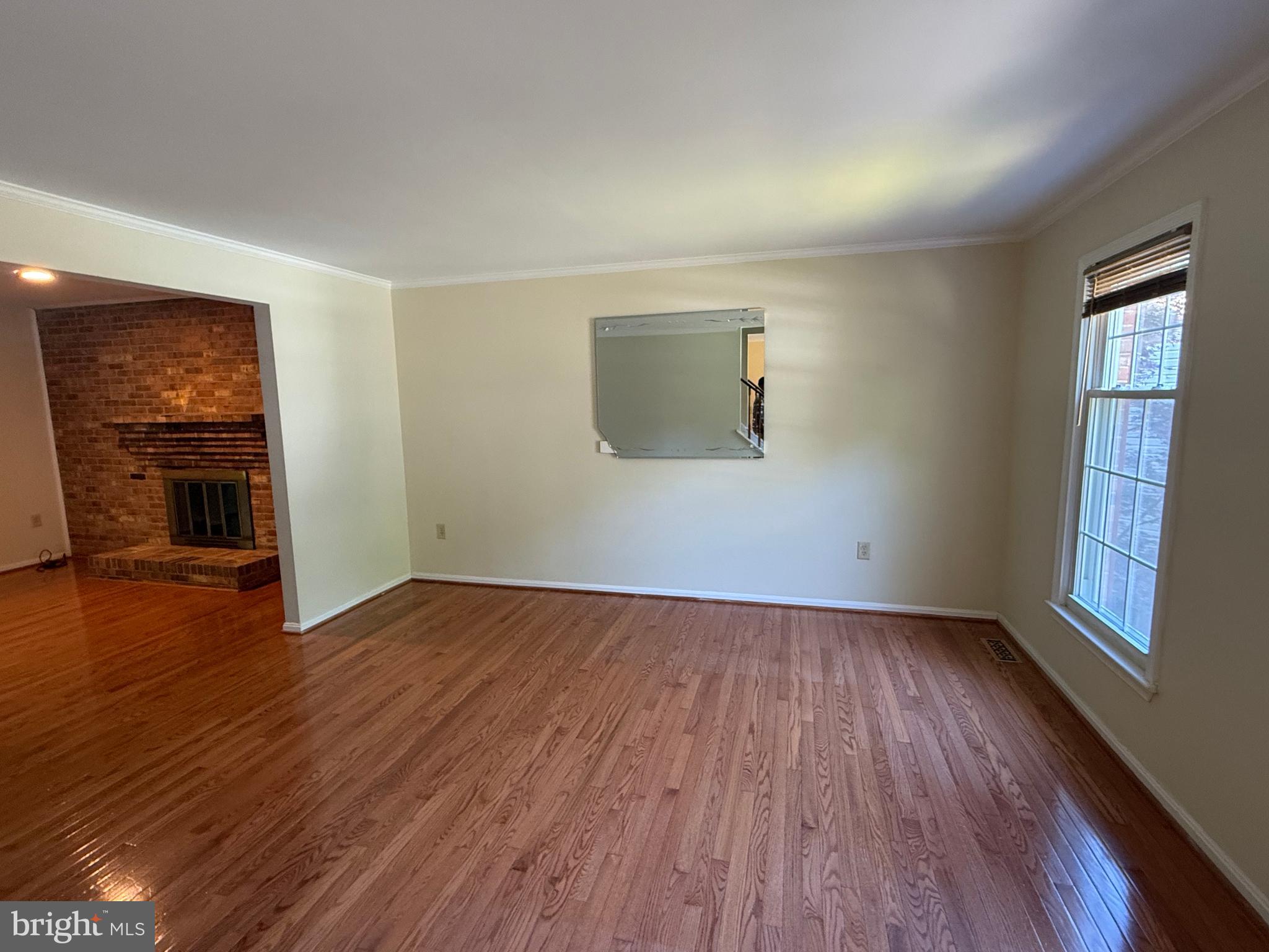 MONTCLAIR - Residential