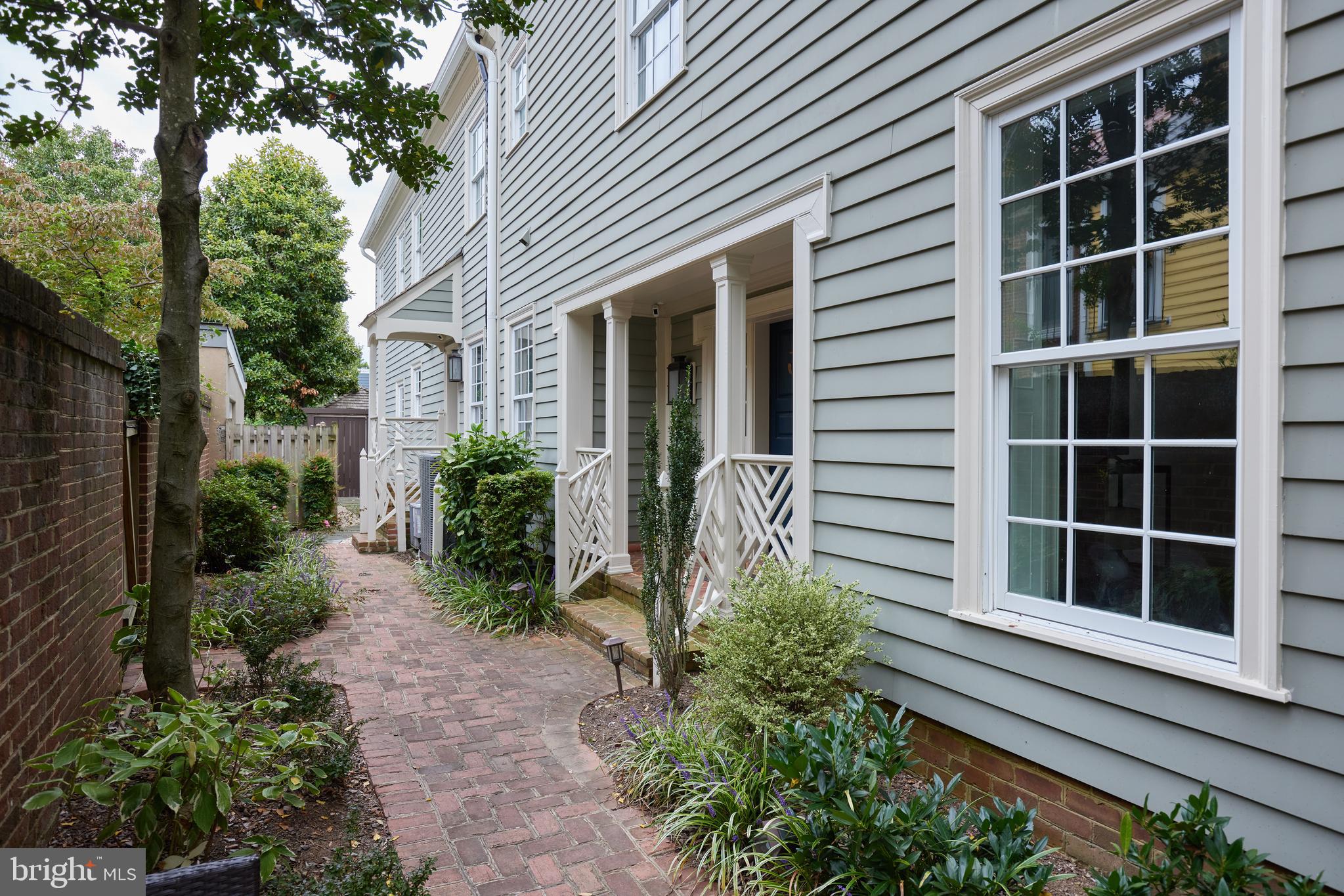 OLD TOWN - Residential