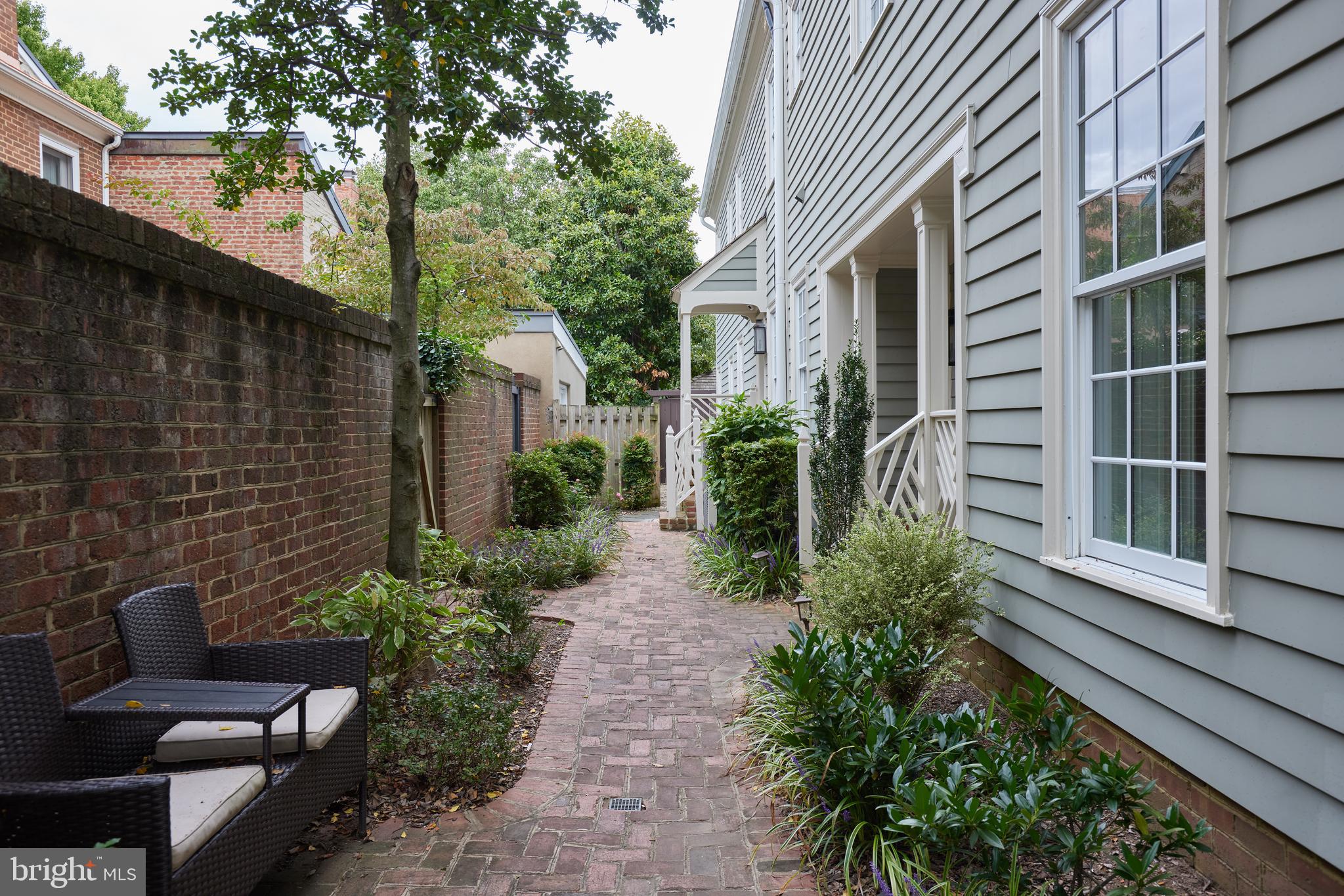 OLD TOWN - Residential