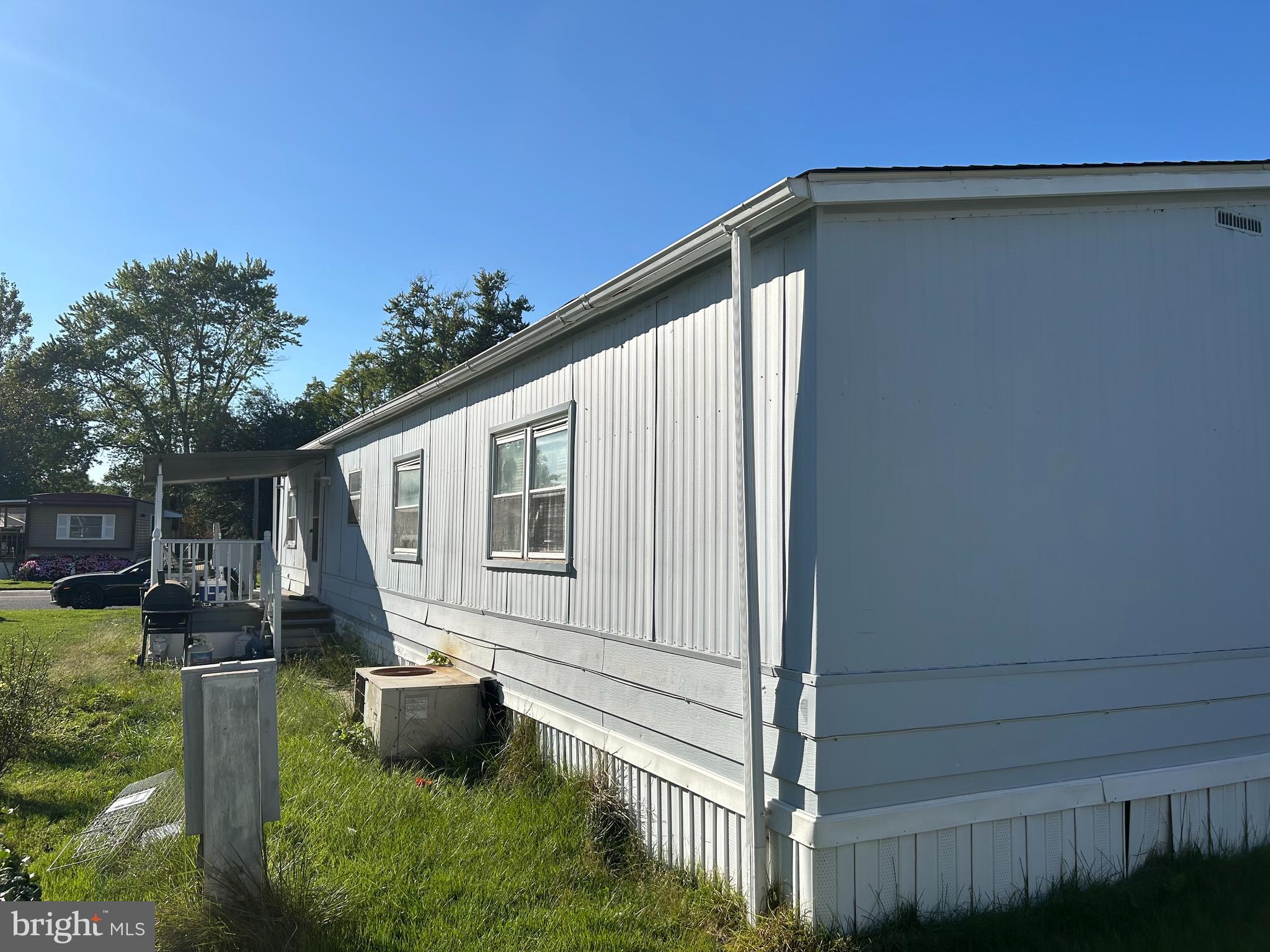 1976 N EAST AVENUE 191