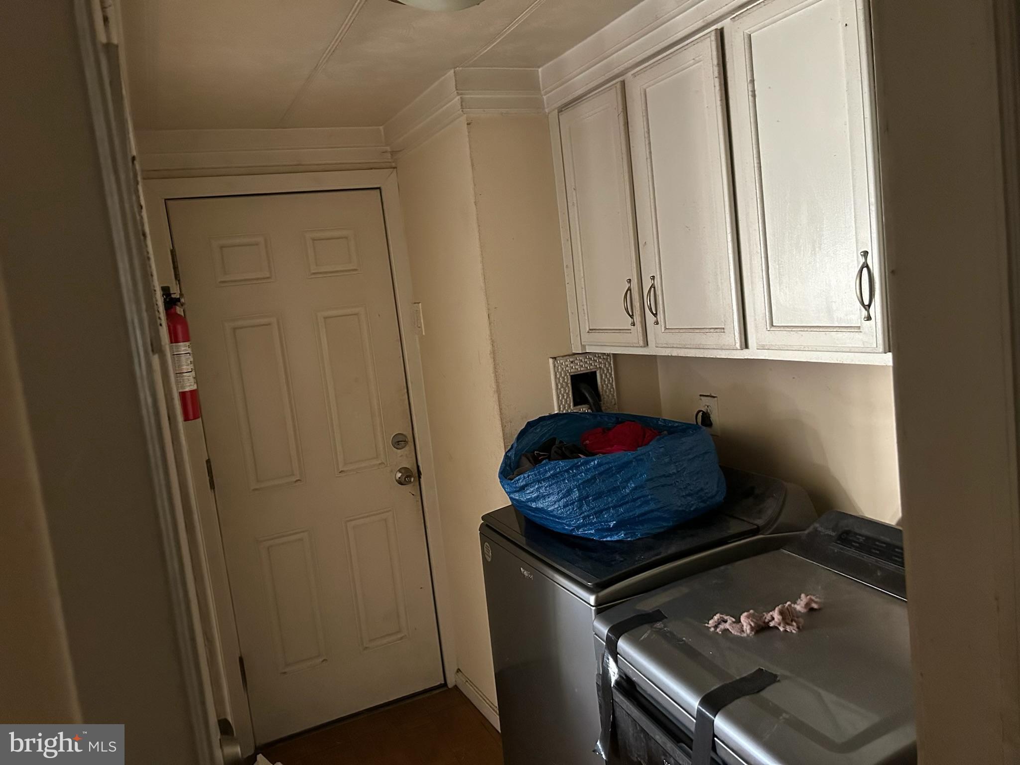 1976 N EAST AVENUE 191