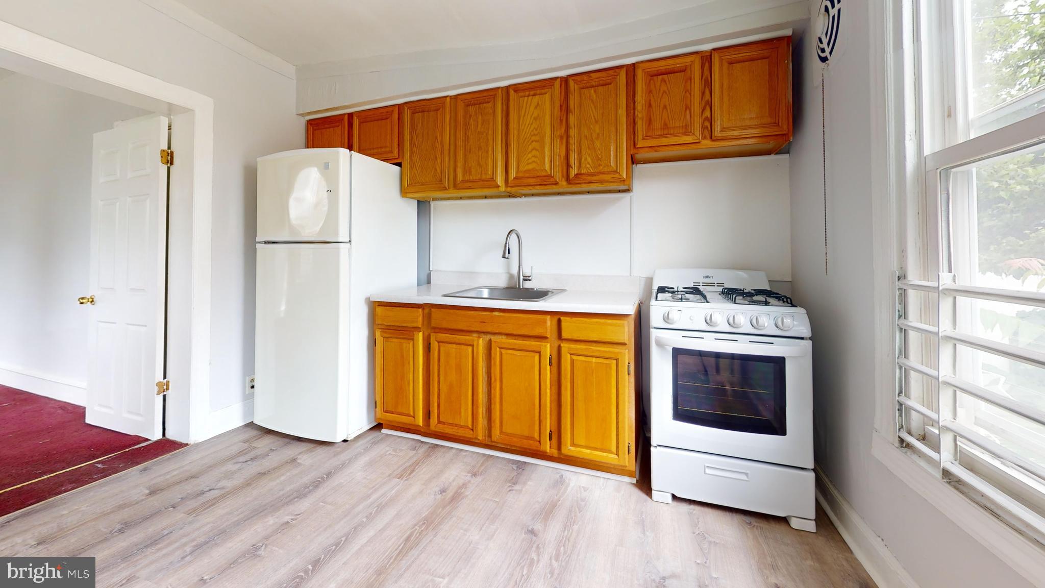 FRANKFORD - Residential Lease